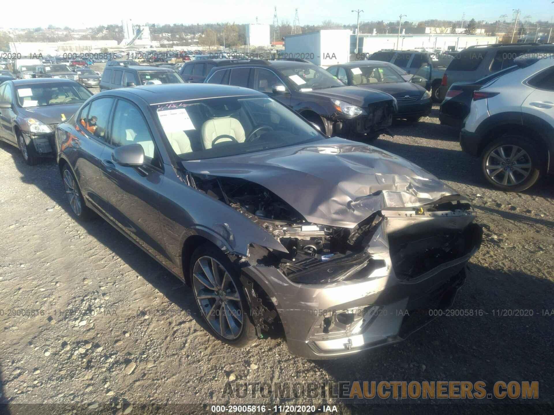 7JRA22TK5KG009506 VOLVO S60 2019