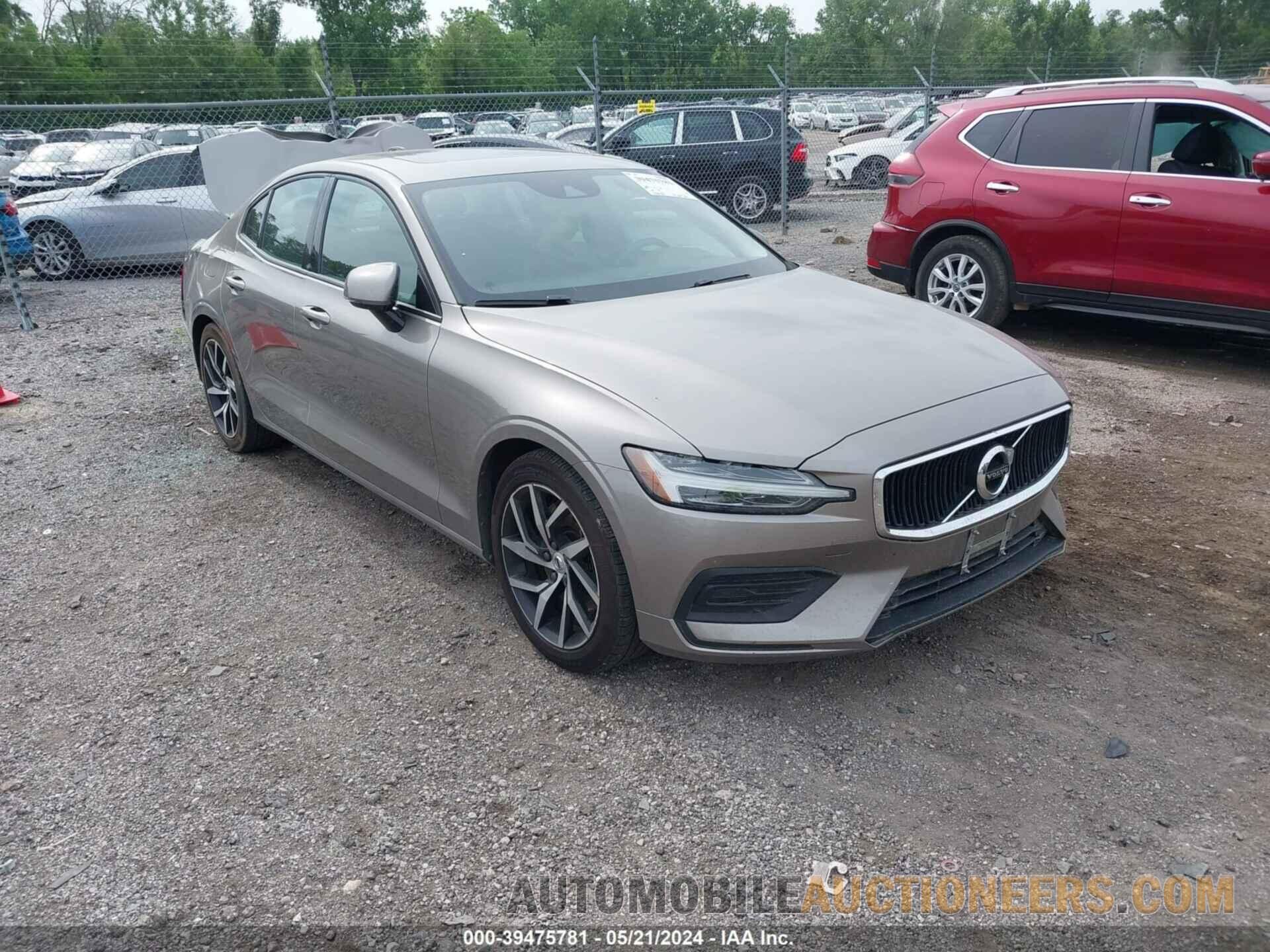 7JRA22TK6KG014472 VOLVO S60 2019