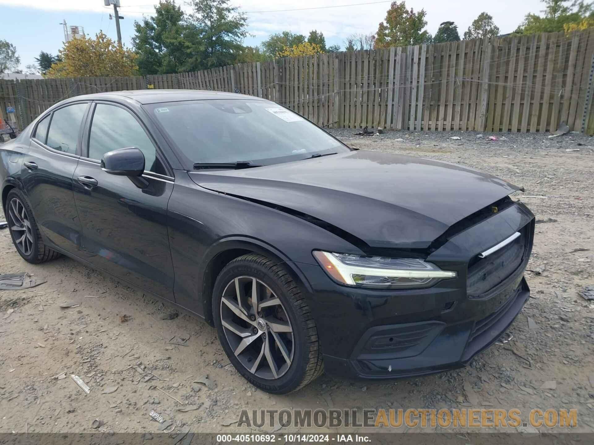 7JRA22TK6KG018330 VOLVO S60 2019