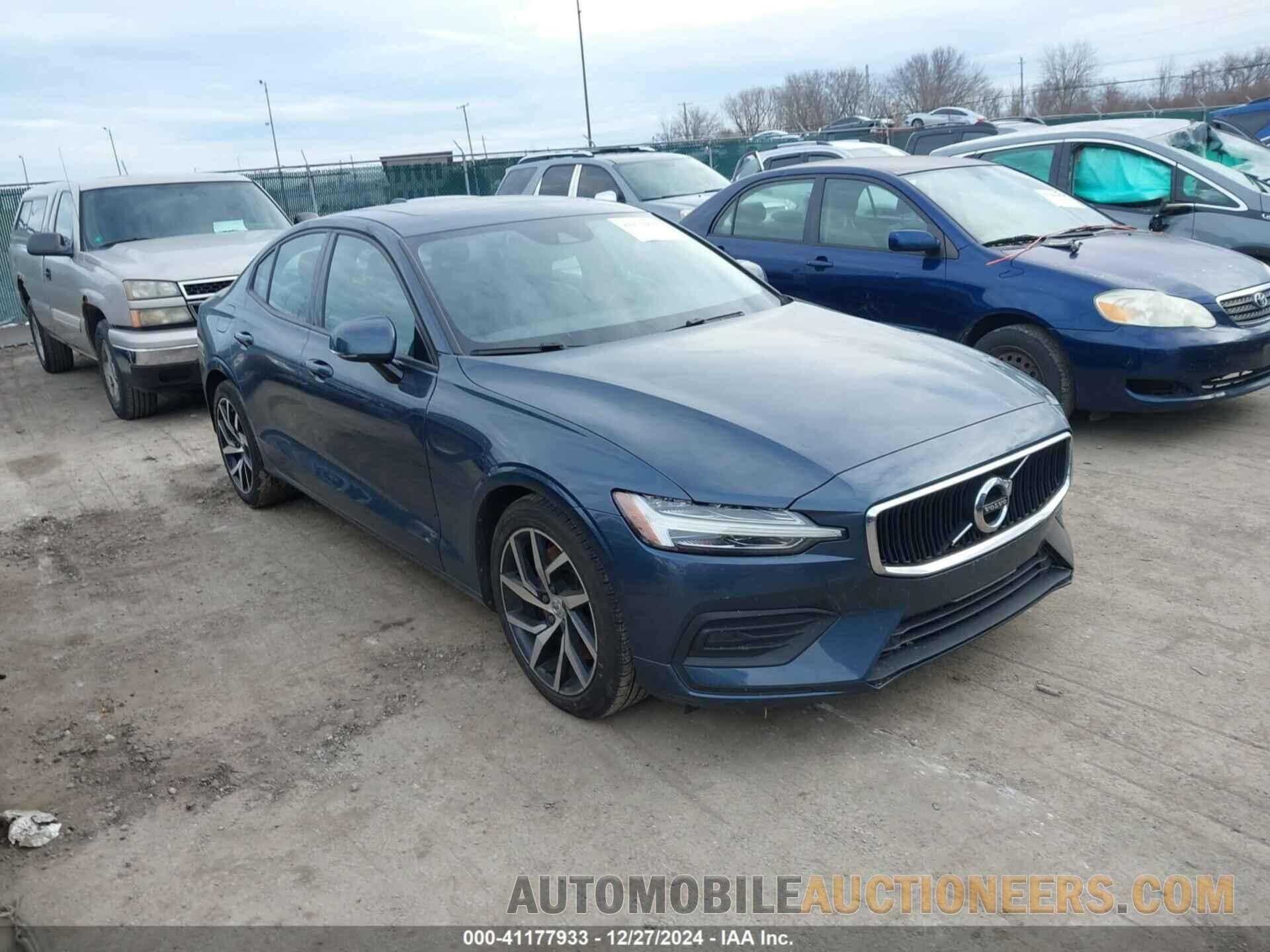 7JRA22TK8KG002565 VOLVO S60 2019