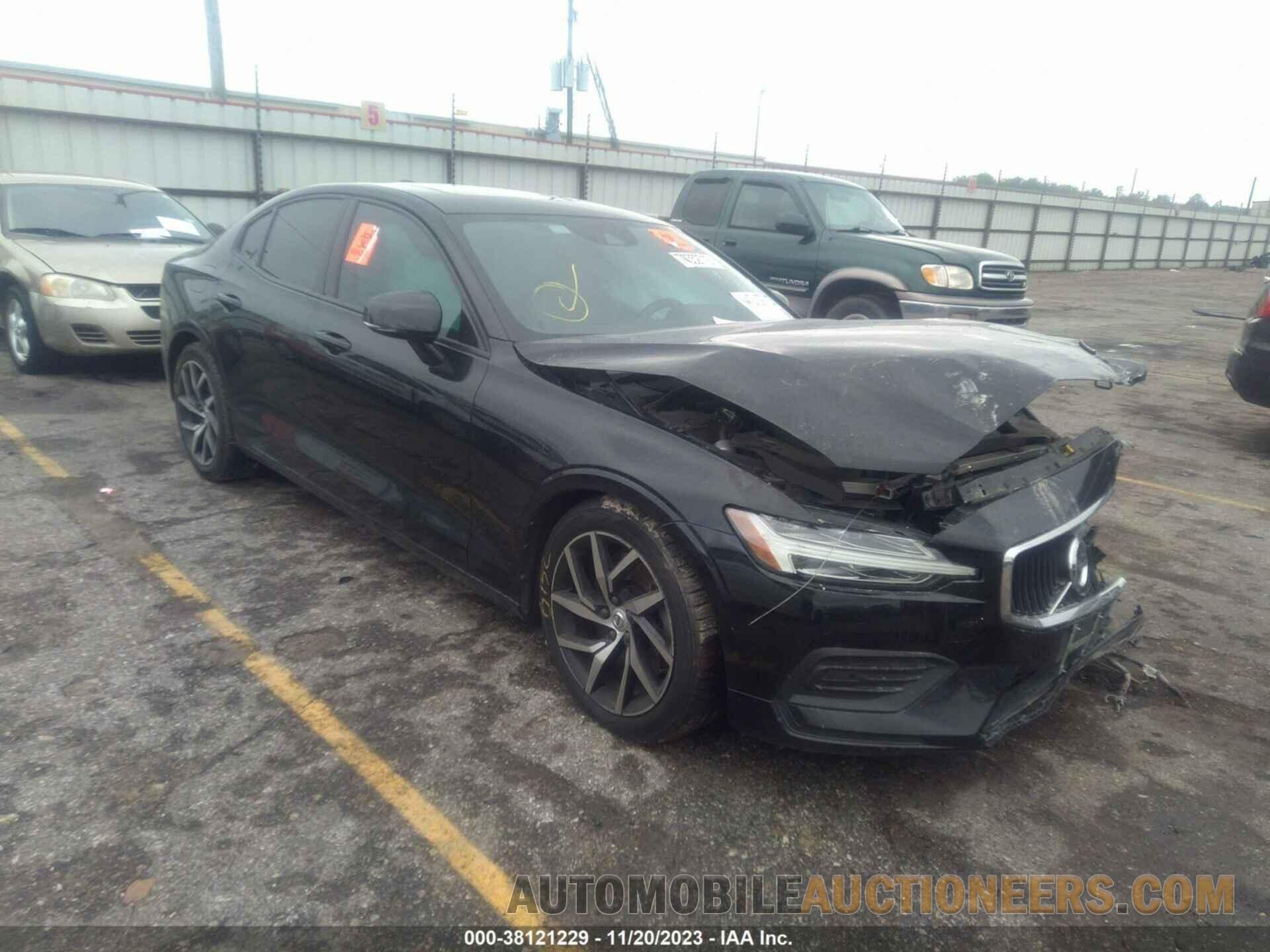 7JRA22TK8KG017650 VOLVO S60 2019