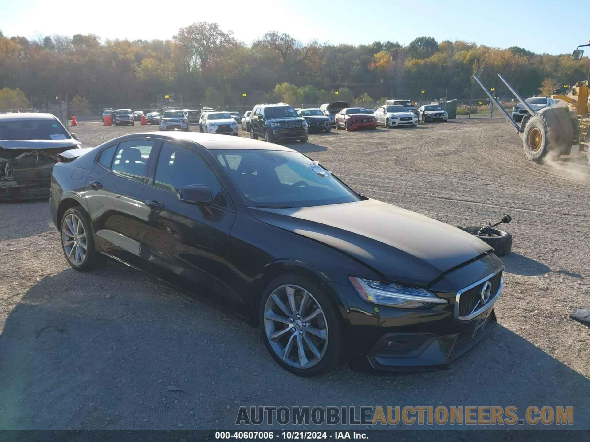 7JRA22TK8MG102510 VOLVO S60 2021