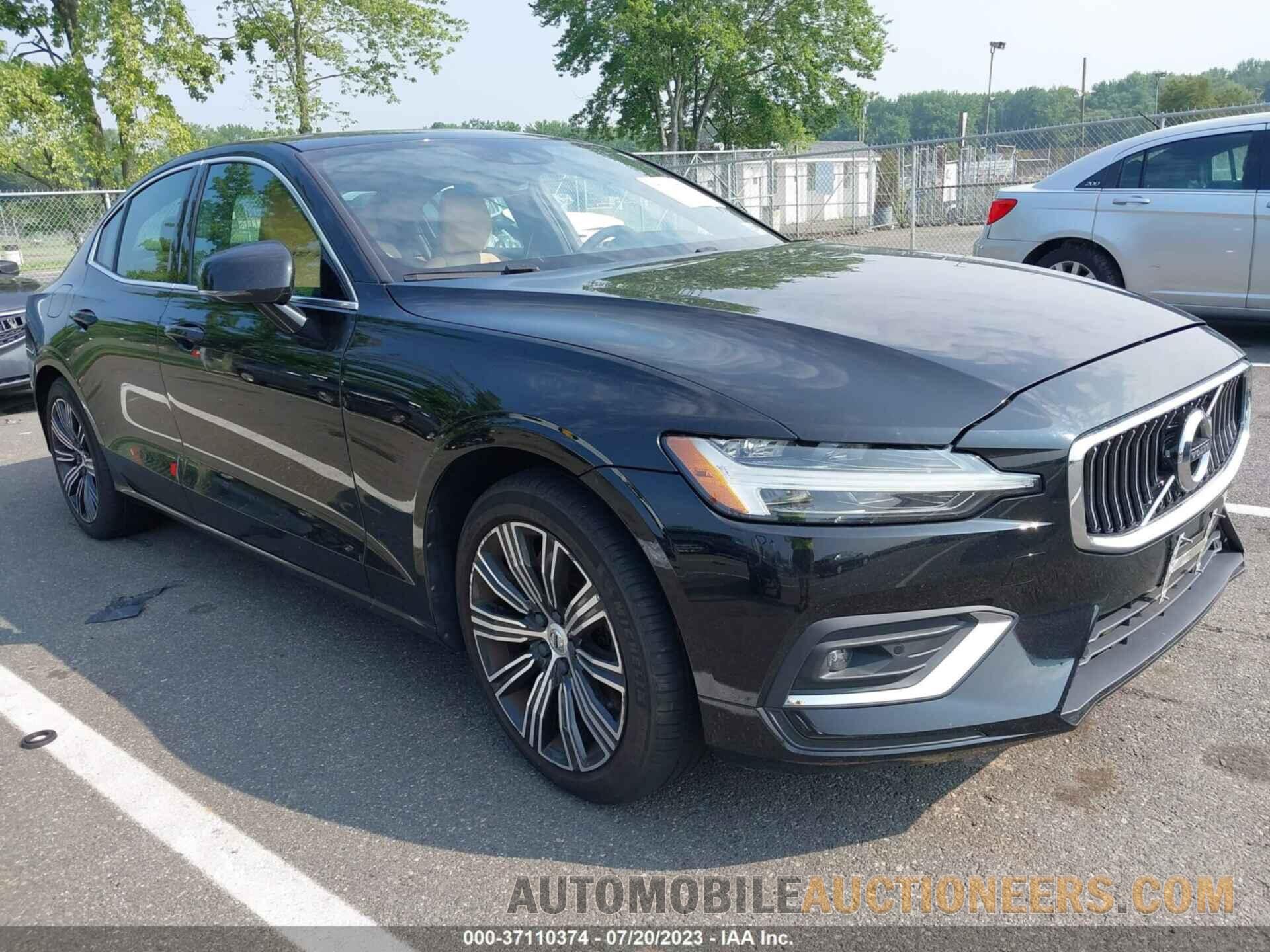 7JRA22TL0KG009924 VOLVO S60 2019