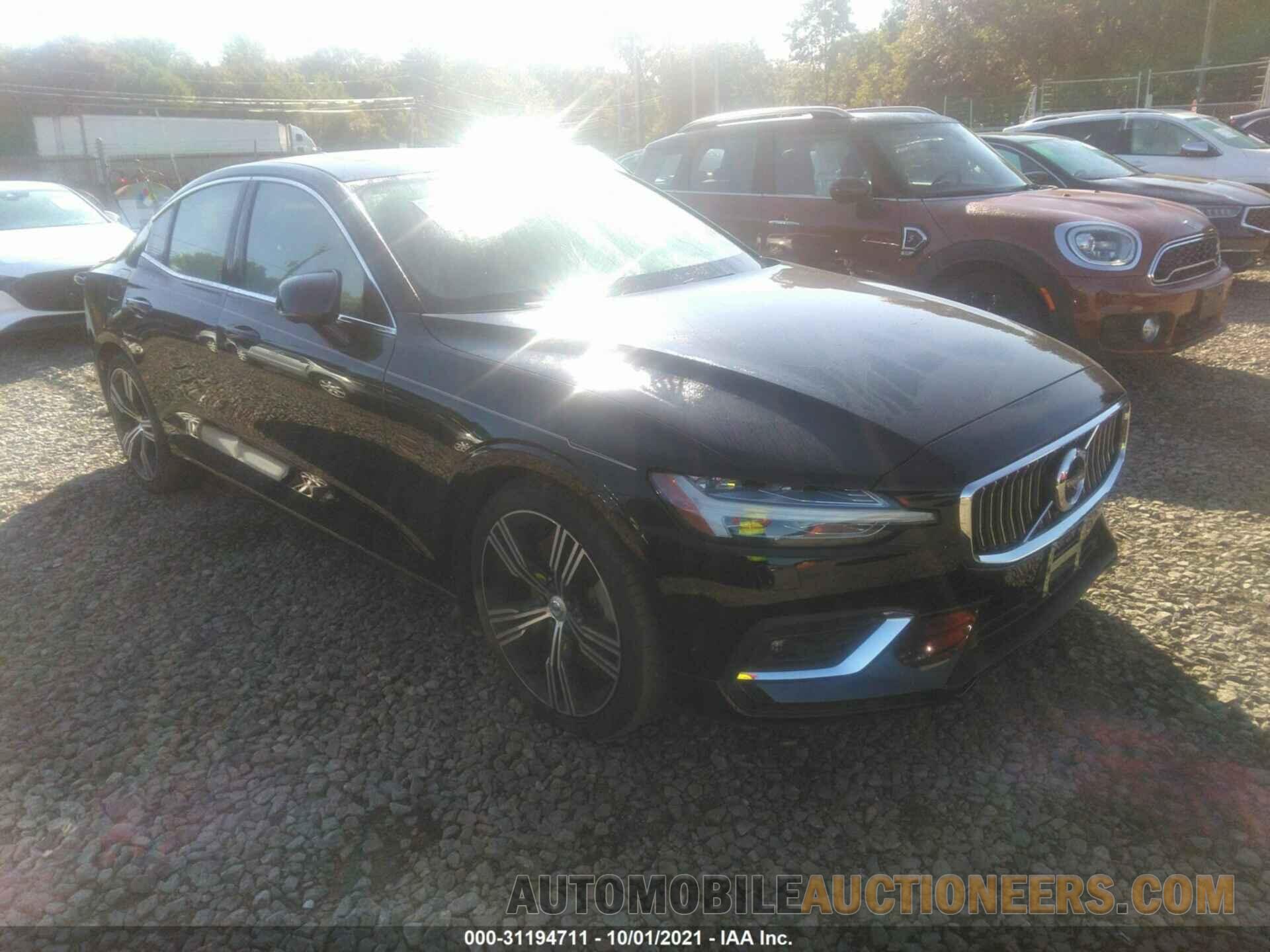 7JRA22TL1KG004019 VOLVO S60 2019