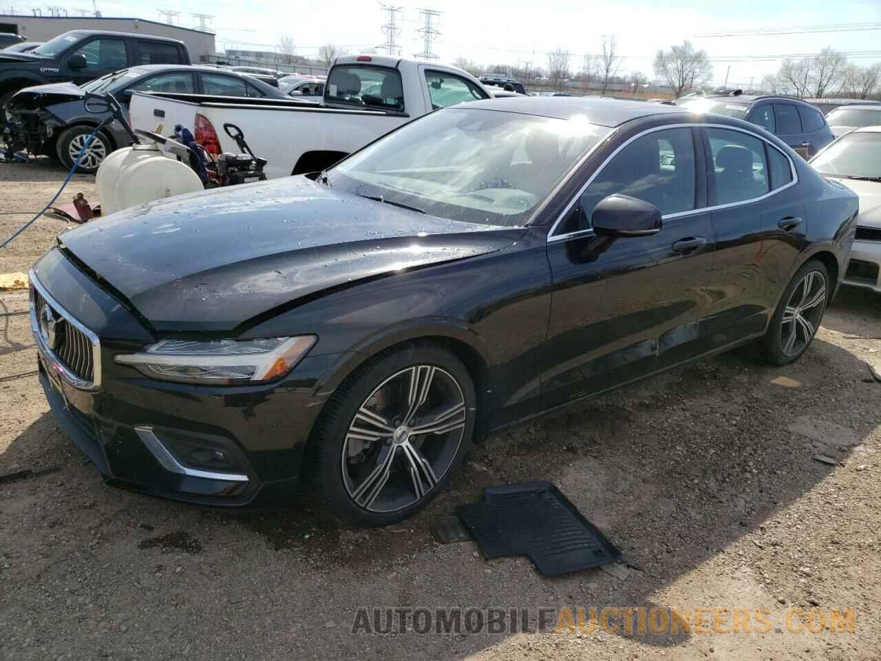 7JRA22TL1KG005526 VOLVO S60 2019