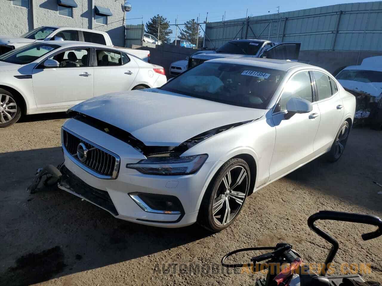 7JRA22TL1LG064240 VOLVO S60 2020