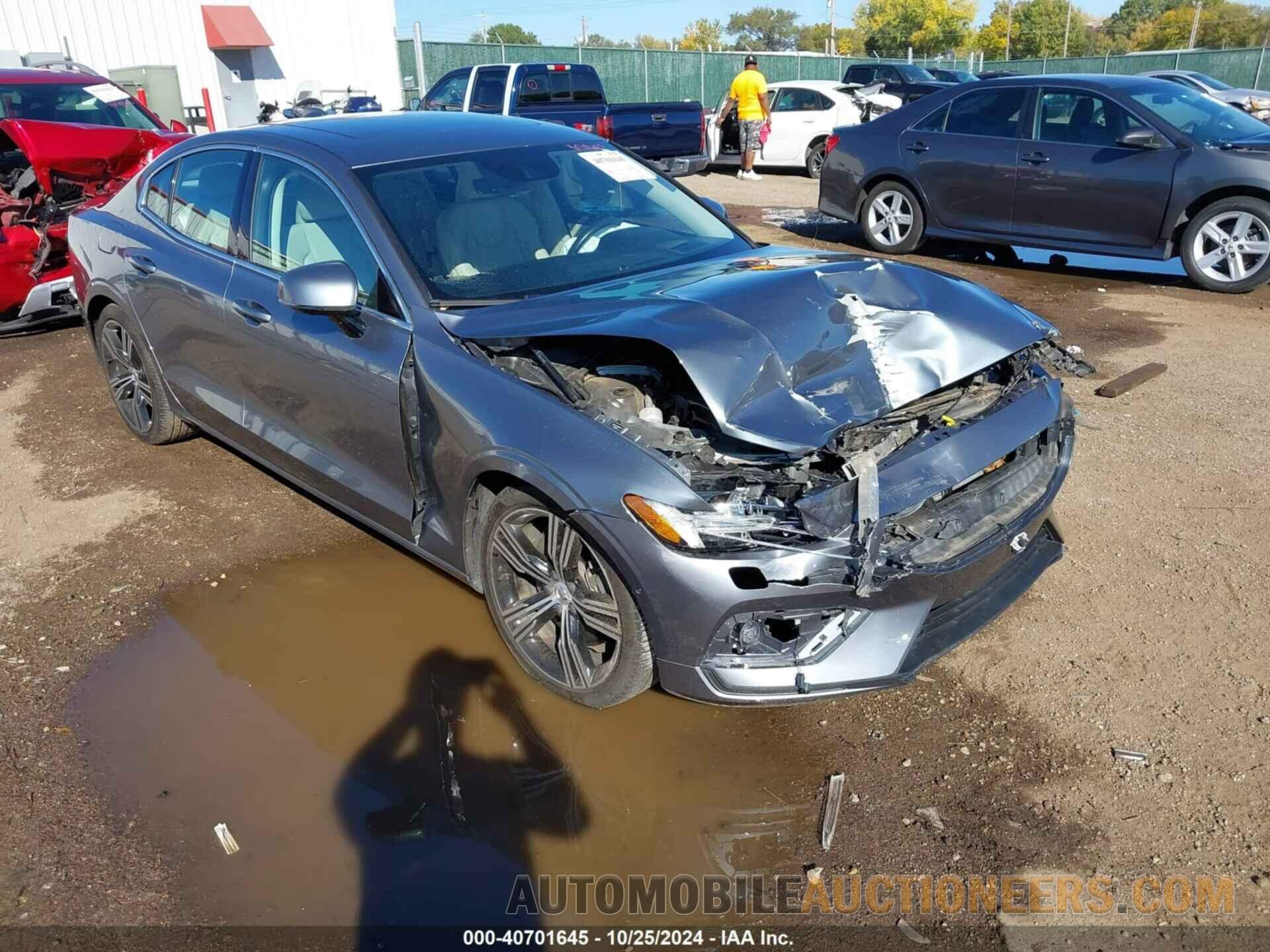 7JRA22TL3KG007195 VOLVO S60 2019