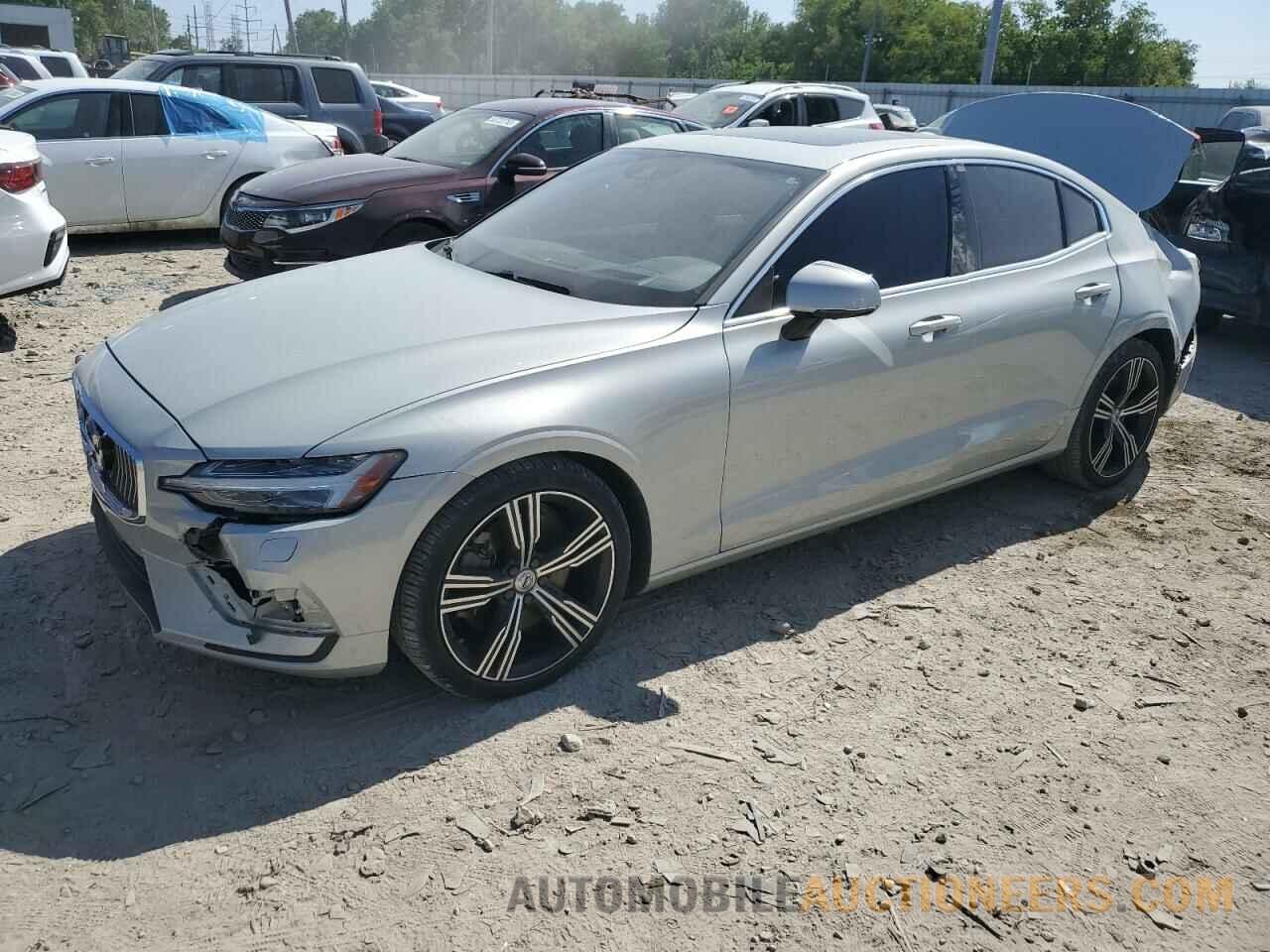 7JRA22TL6KG004050 VOLVO S60 2019