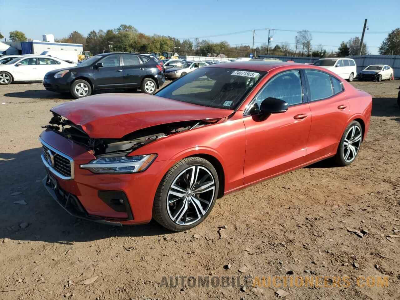 7JRA22TM0KG018552 VOLVO S60 2019