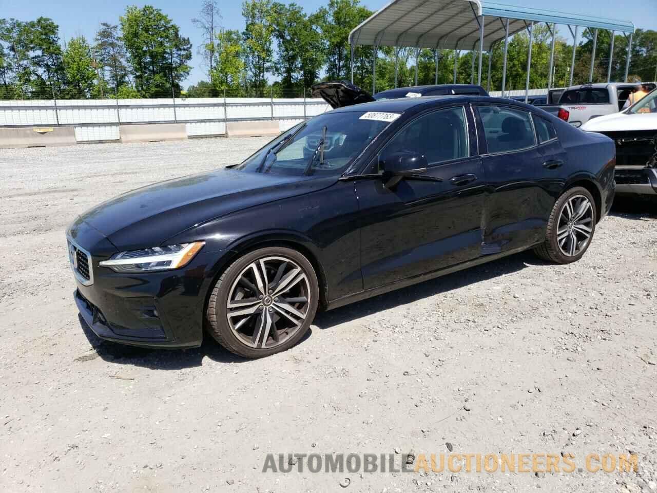 7JRA22TM1KG014428 VOLVO S60 2019