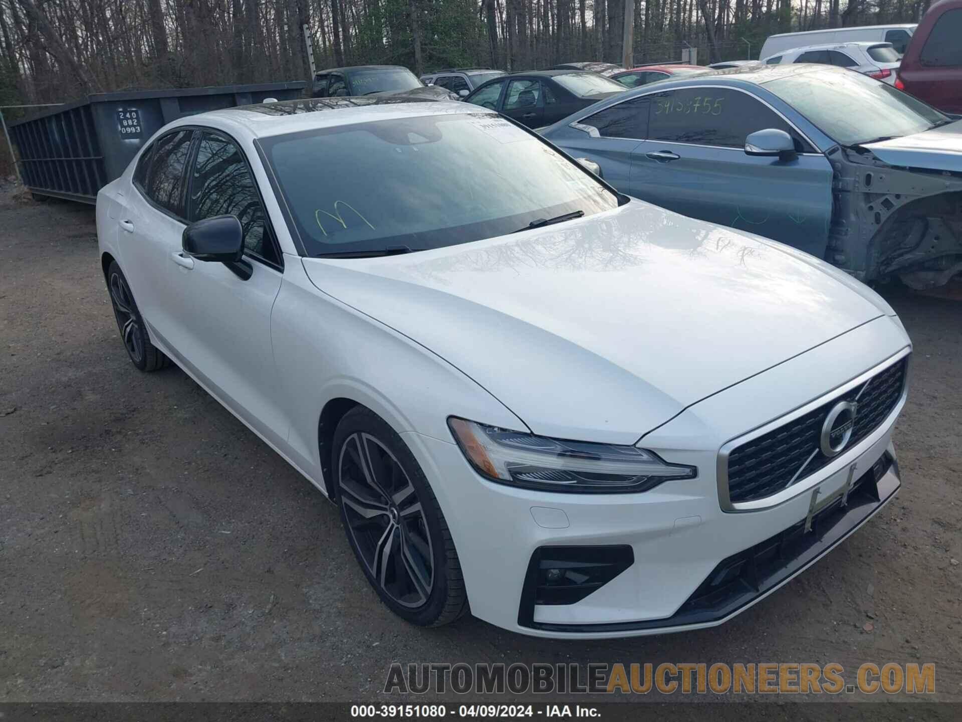 7JRA22TMXKG012015 VOLVO S60 2019