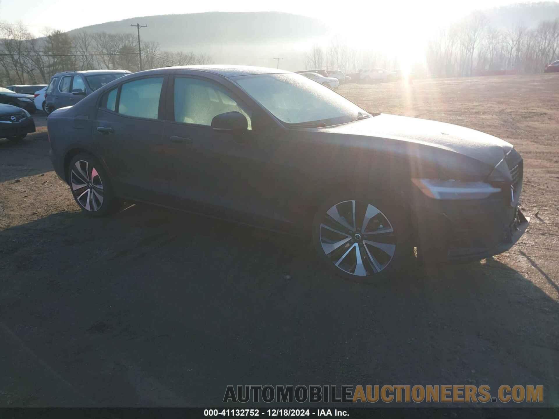 7JRL12FZ0NG155790 VOLVO S60 2022