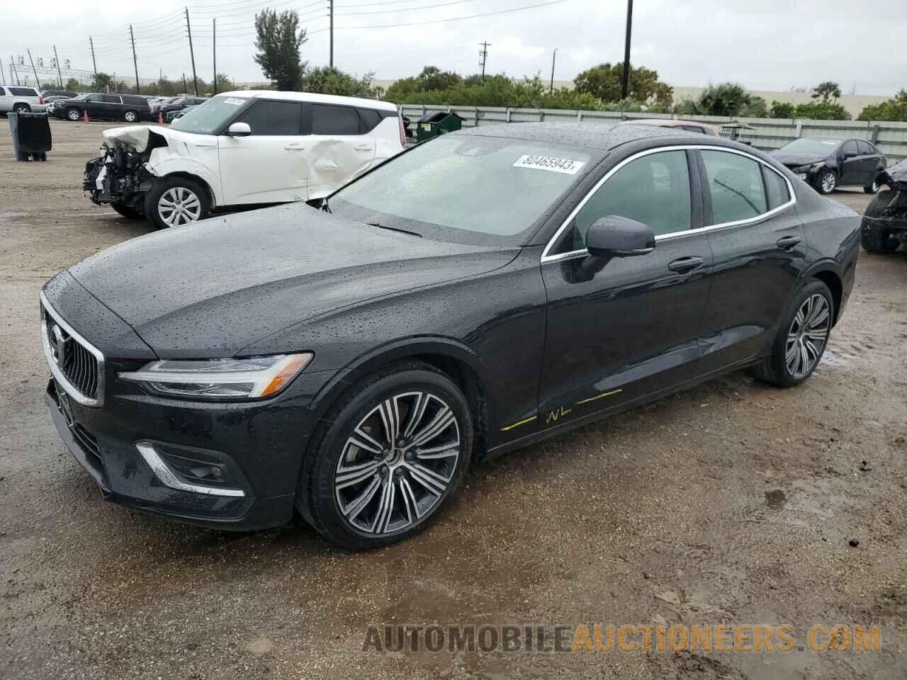 7JRL12TL7NG173896 VOLVO S60 B5 INS 2022