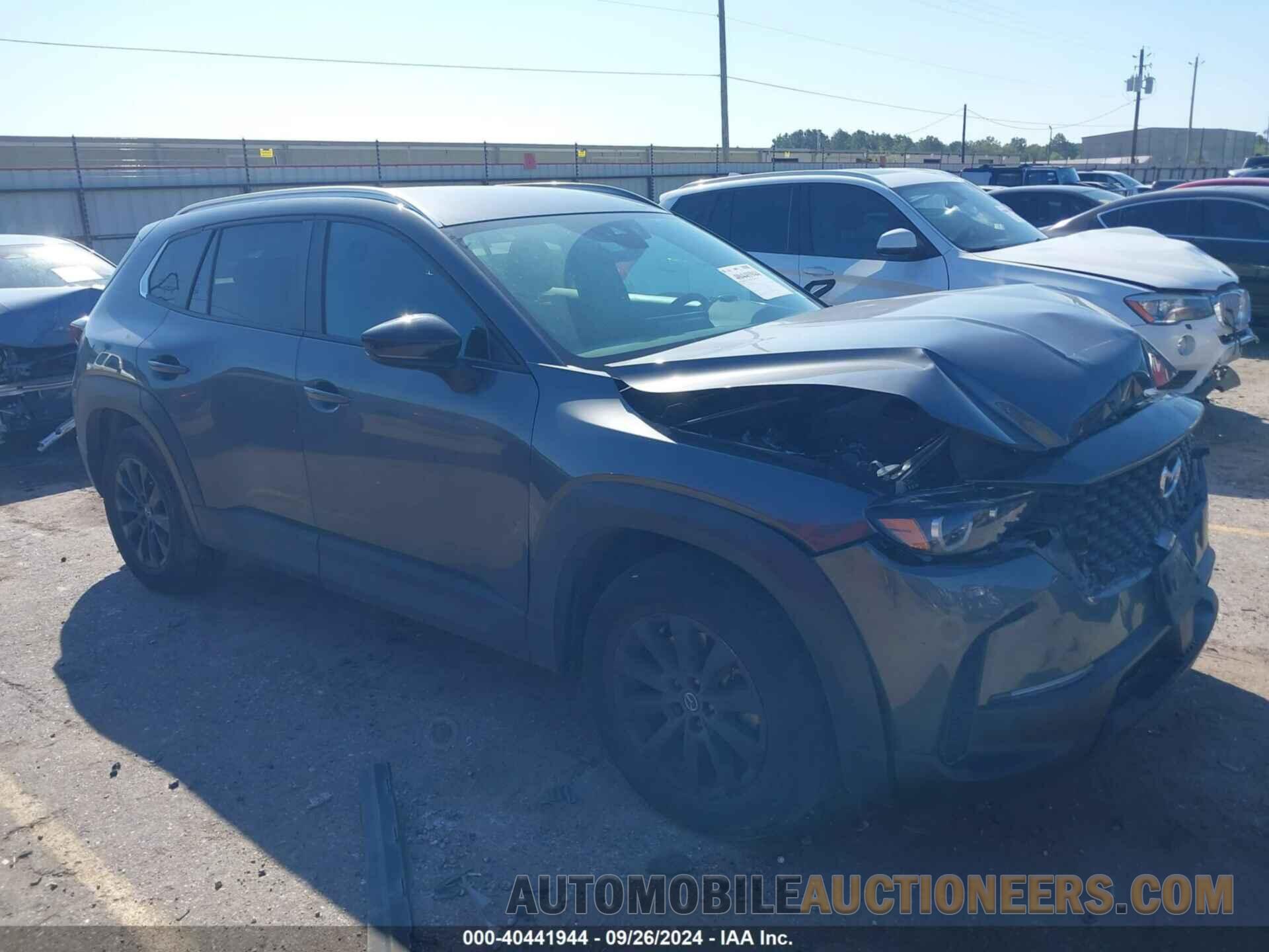 7MMVABAM9RN159258 MAZDA CX-50 2024