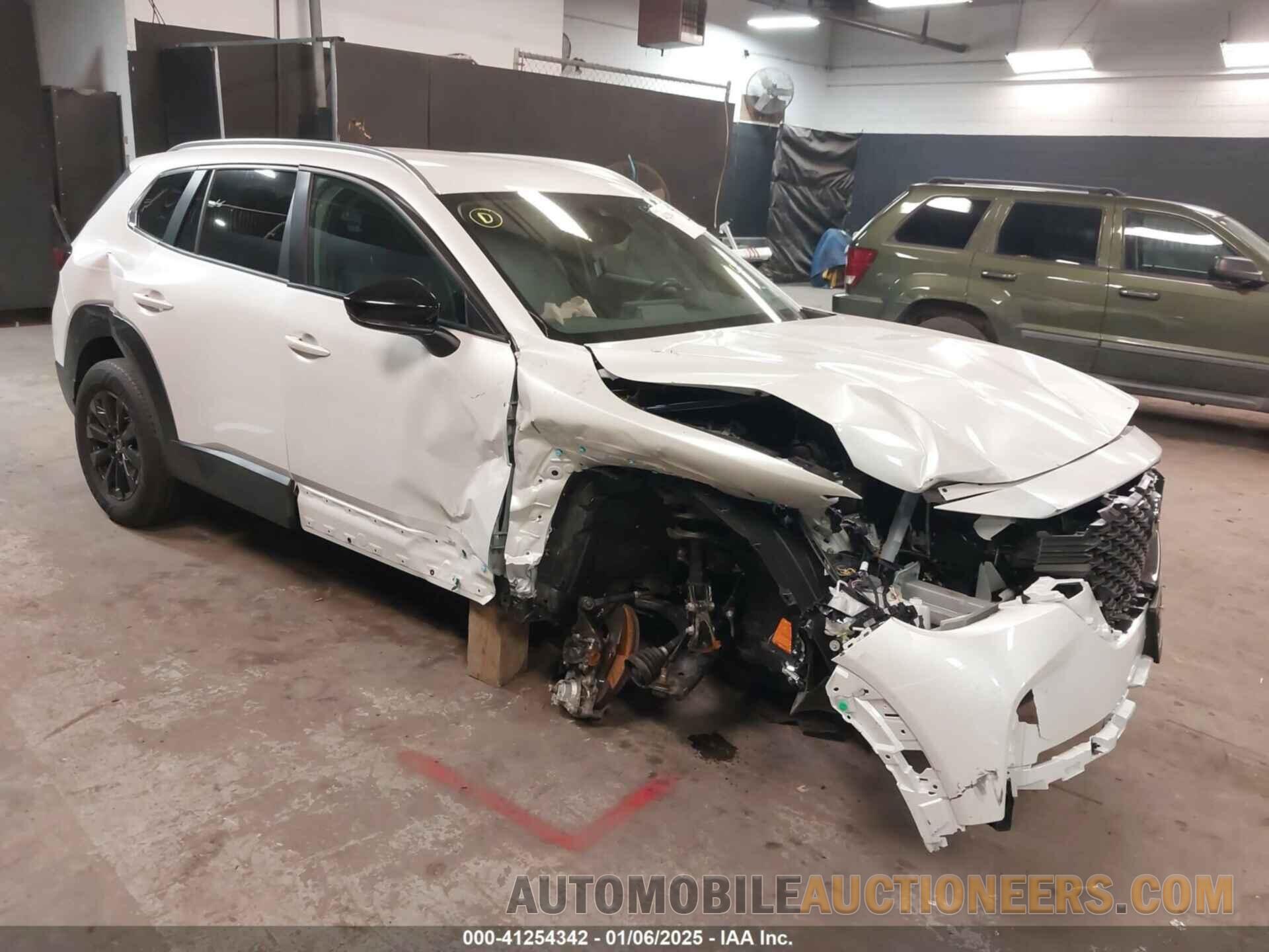 7MMVABBMXRN213519 MAZDA CX-50 2024