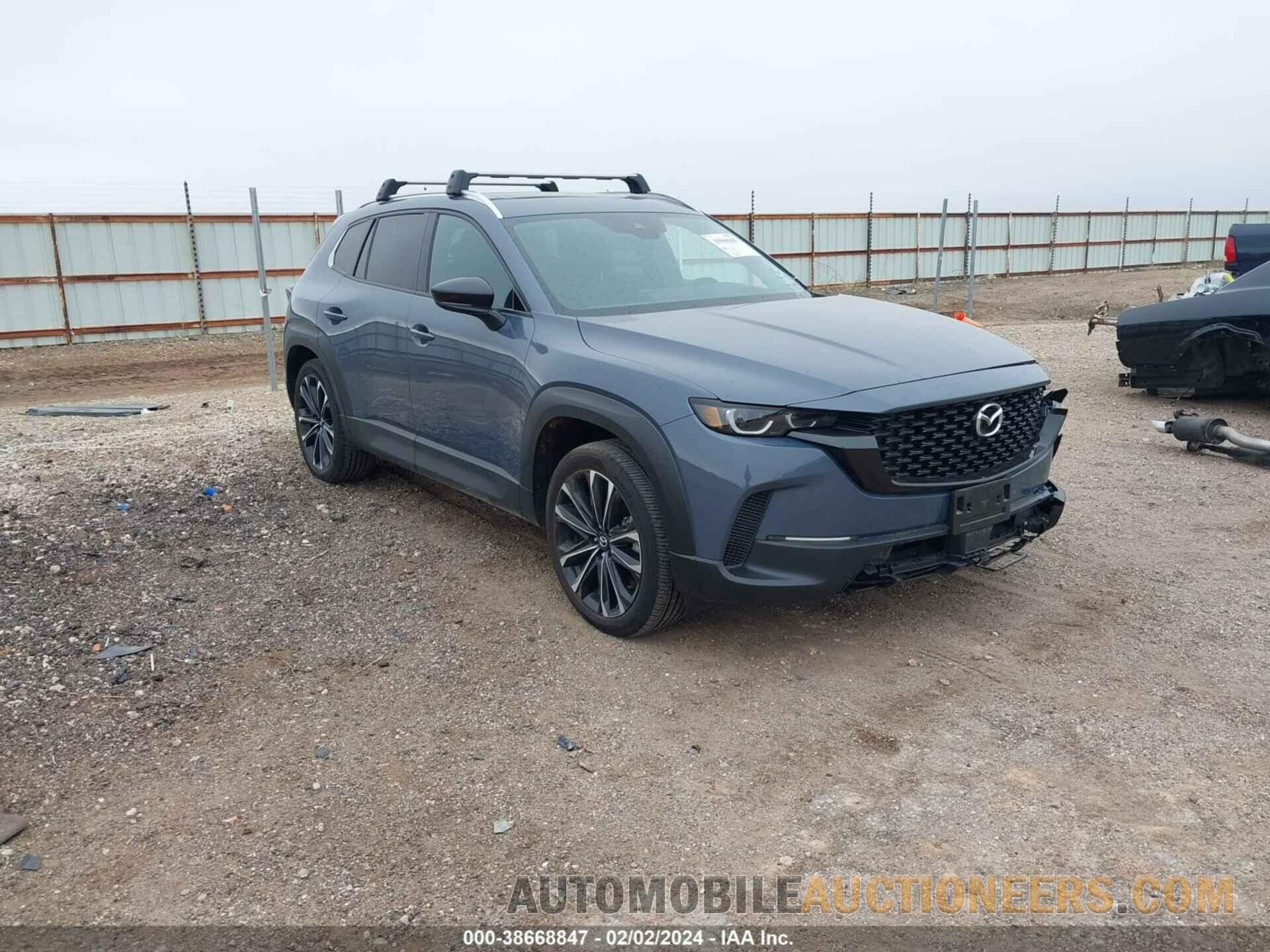 7MMVABEM8RN155924 MAZDA CX-50 2024