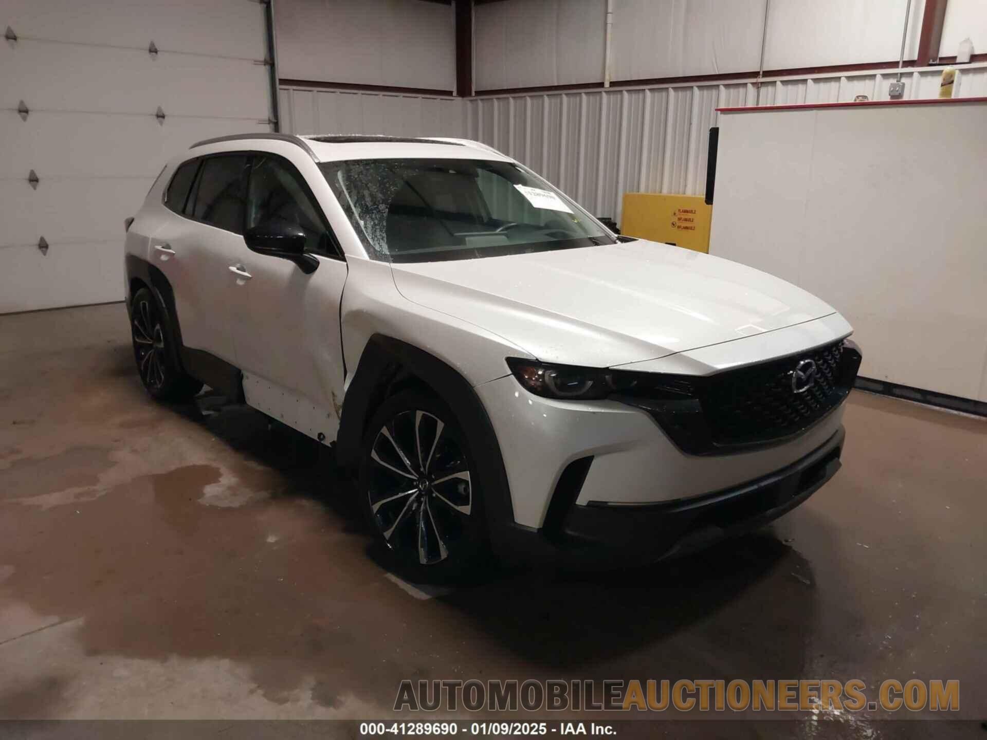 7MMVABEMXPN139186 MAZDA CX-50 2023