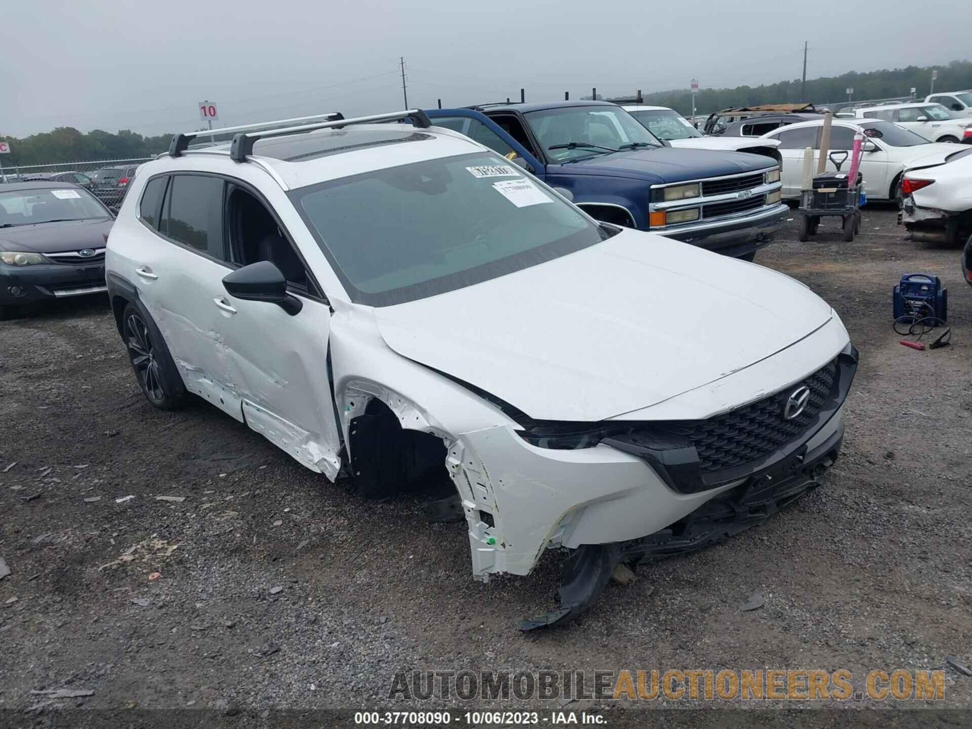 7MMVABXY1PN114001 MAZDA CX-50 2023