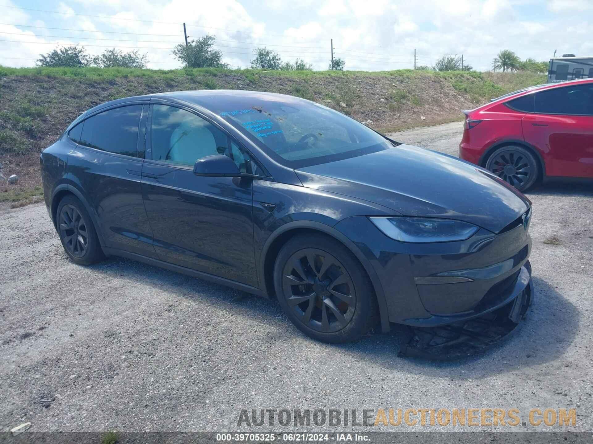 7SAXCBE53RF445338 TESLA MODEL X 2024