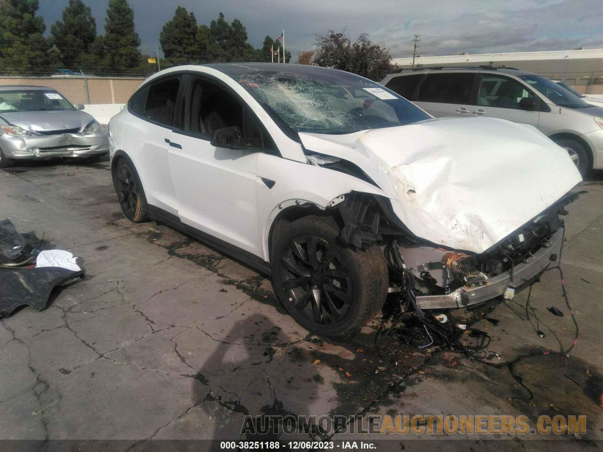 7SAXCBE61NF329624 TESLA MODEL X 2022