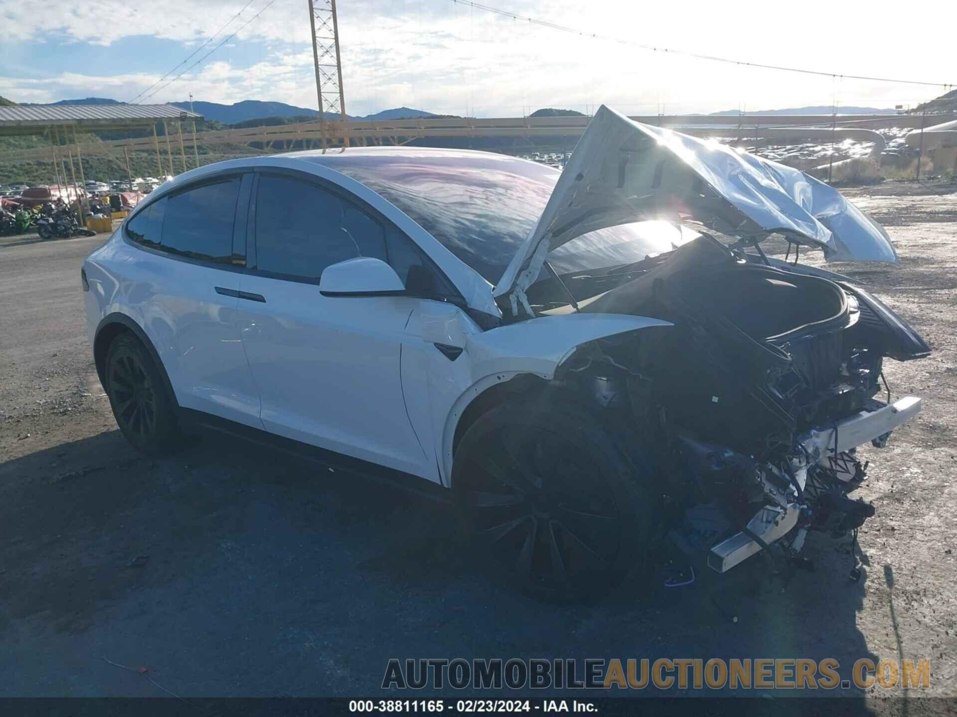 7SAXCBE66PF375193 TESLA MODEL X 2023