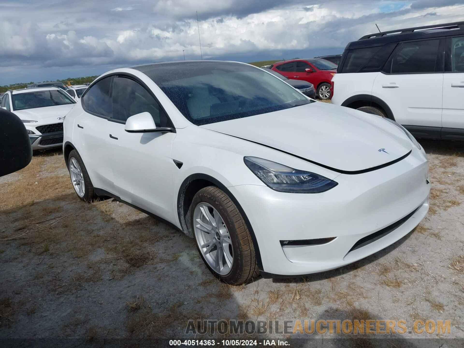 7SAYGAEE0NF427036 TESLA MODEL Y 2022