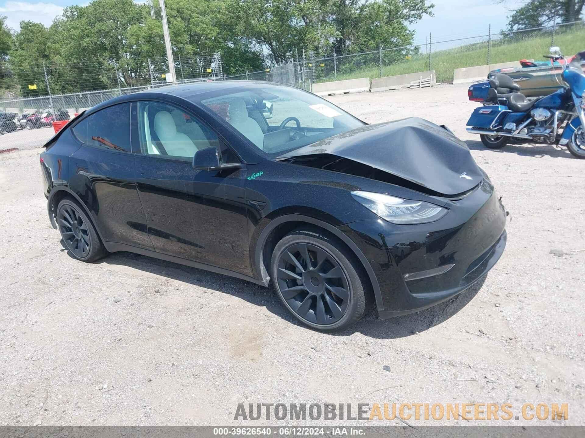 7SAYGAEE0NF575669 TESLA MODEL Y 2022