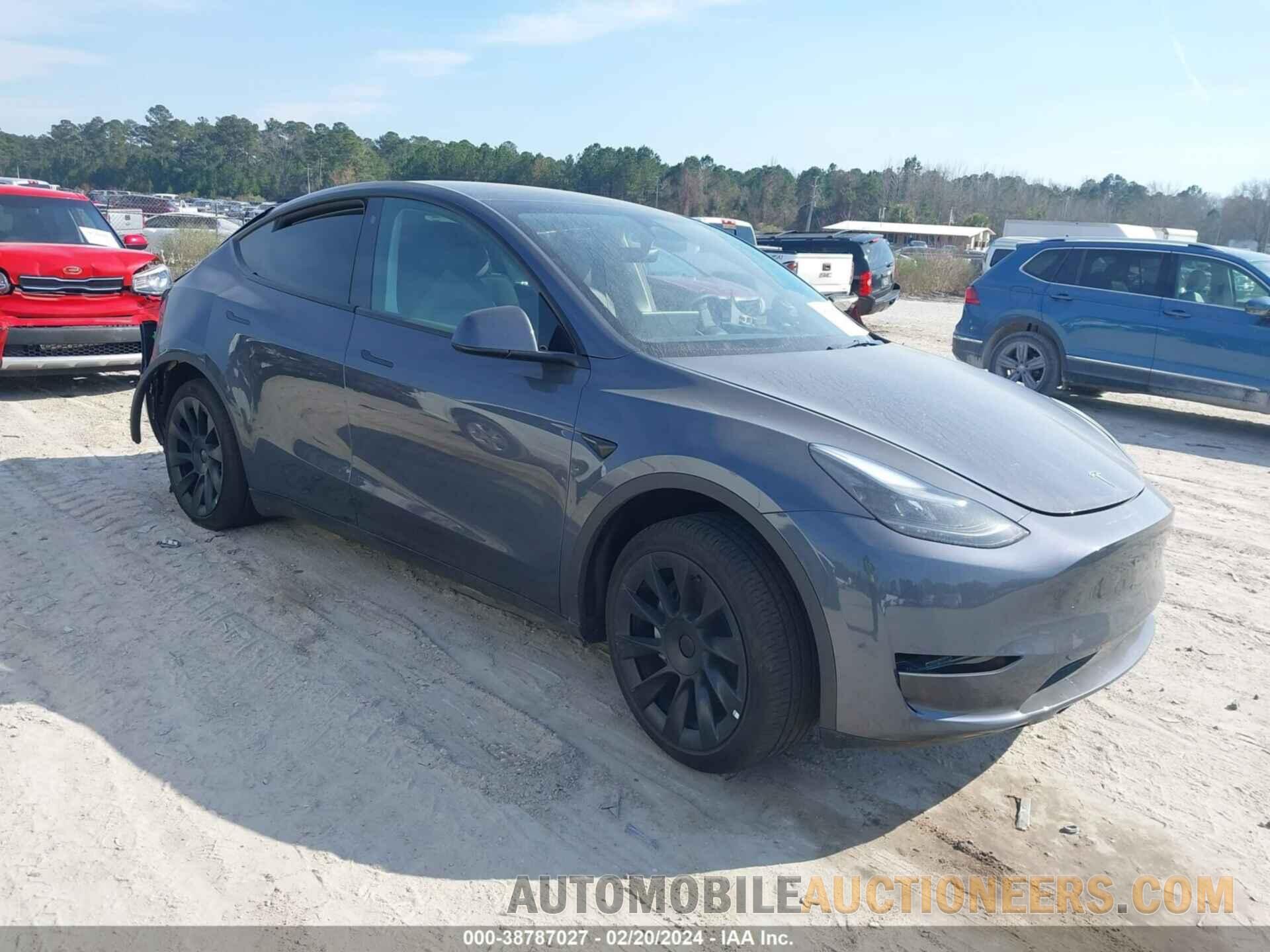 7SAYGAEE0PF682899 TESLA MODEL Y 2023