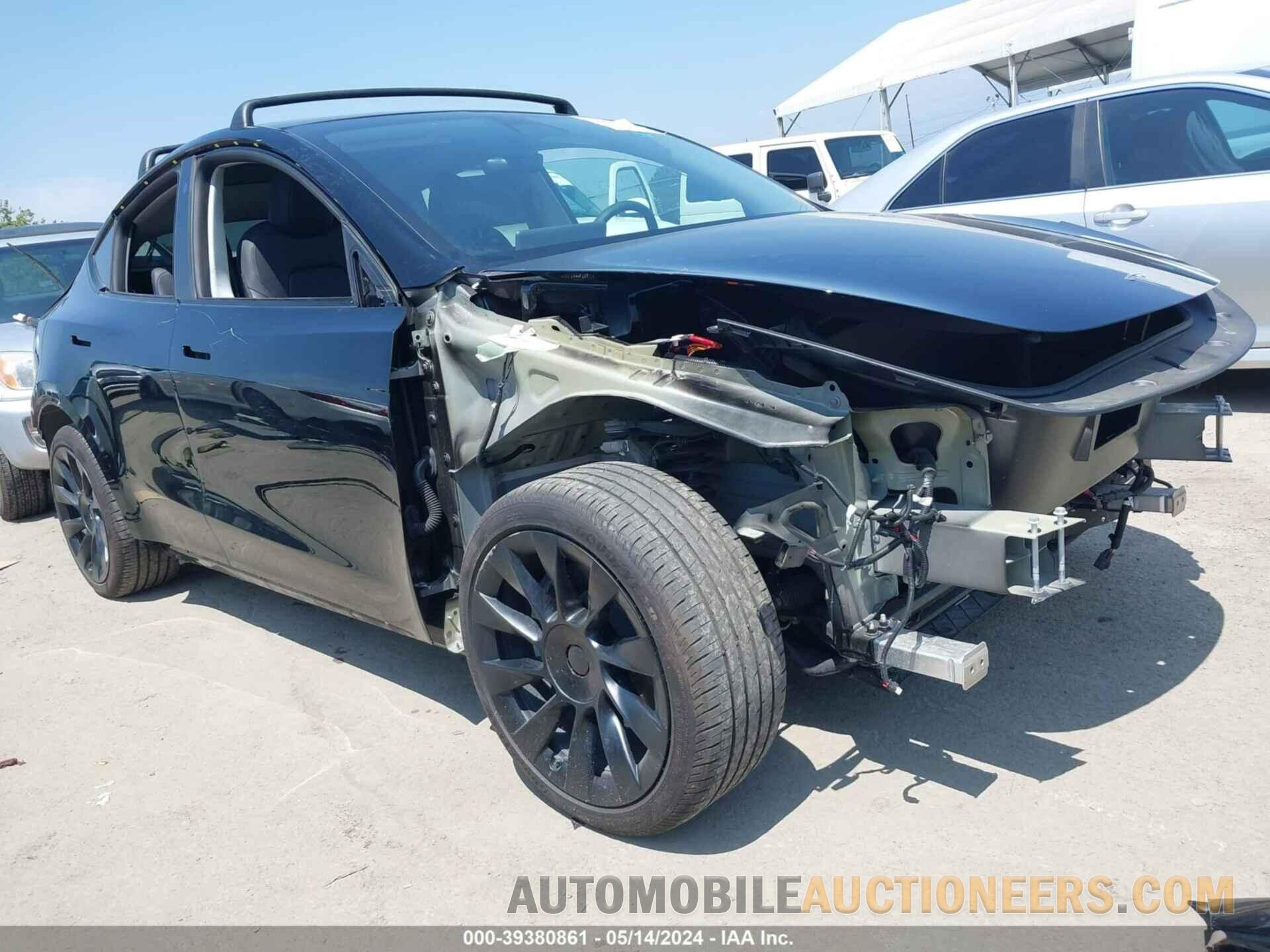 7SAYGAEE0PF696138 TESLA MODEL Y 2023