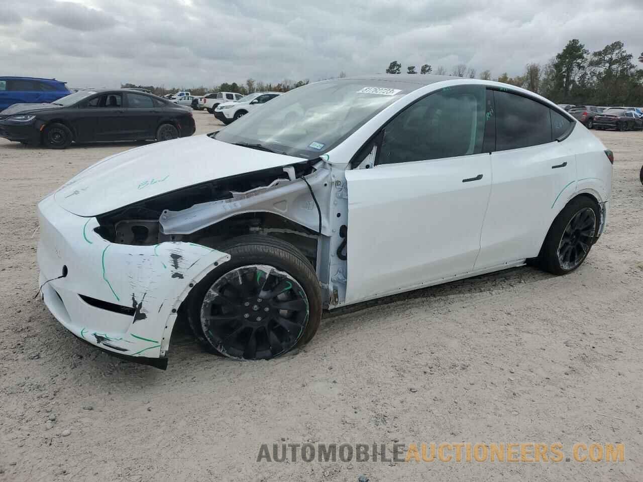 7SAYGAEE0PF710202 TESLA MODEL Y 2023