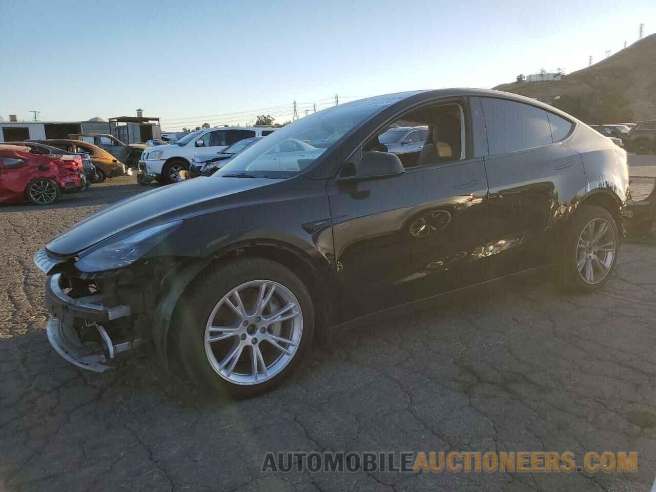 7SAYGAEE0PF942928 TESLA MODEL Y 2023