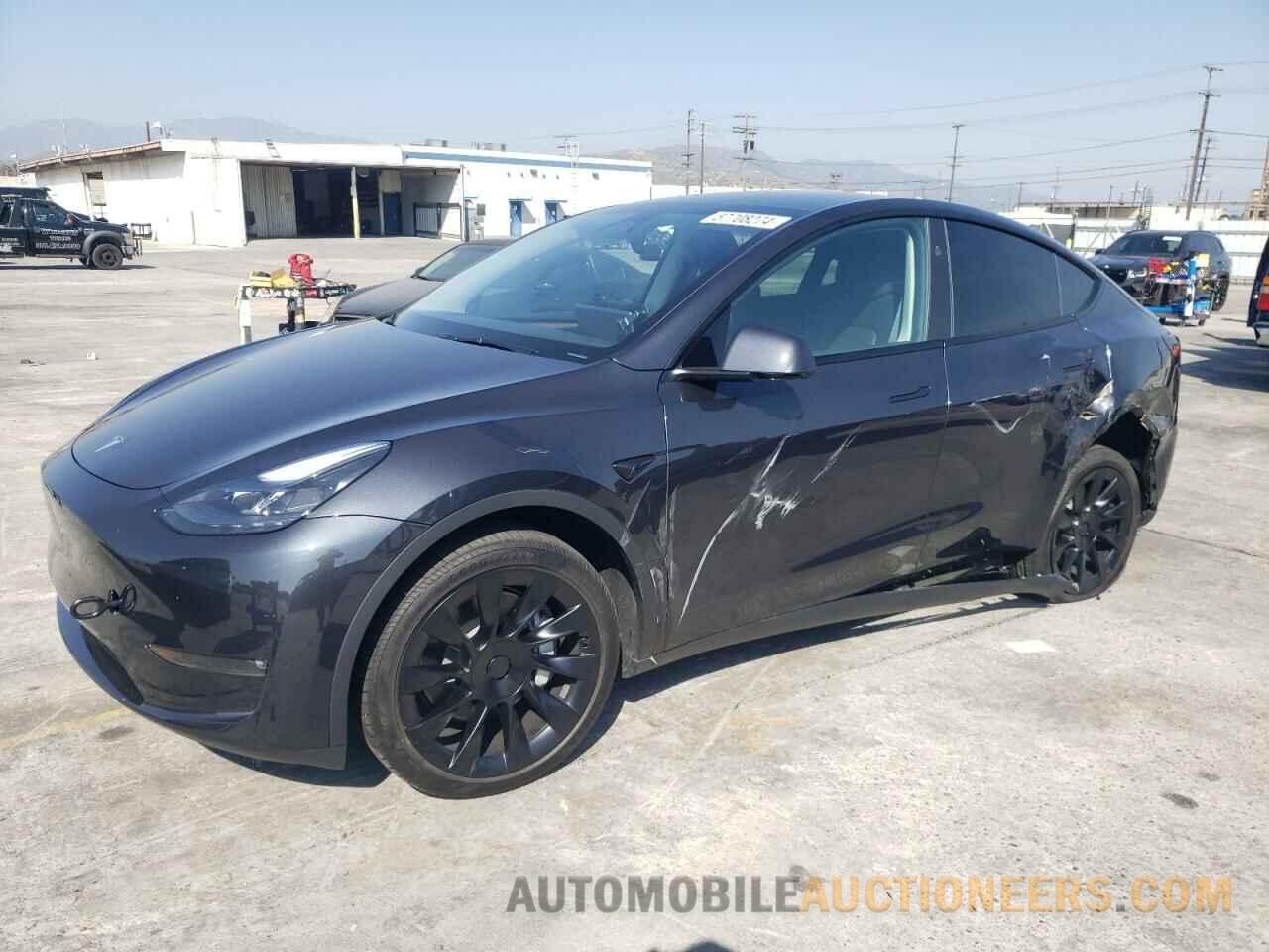 7SAYGAEE0RF068101 TESLA MODEL Y 2024