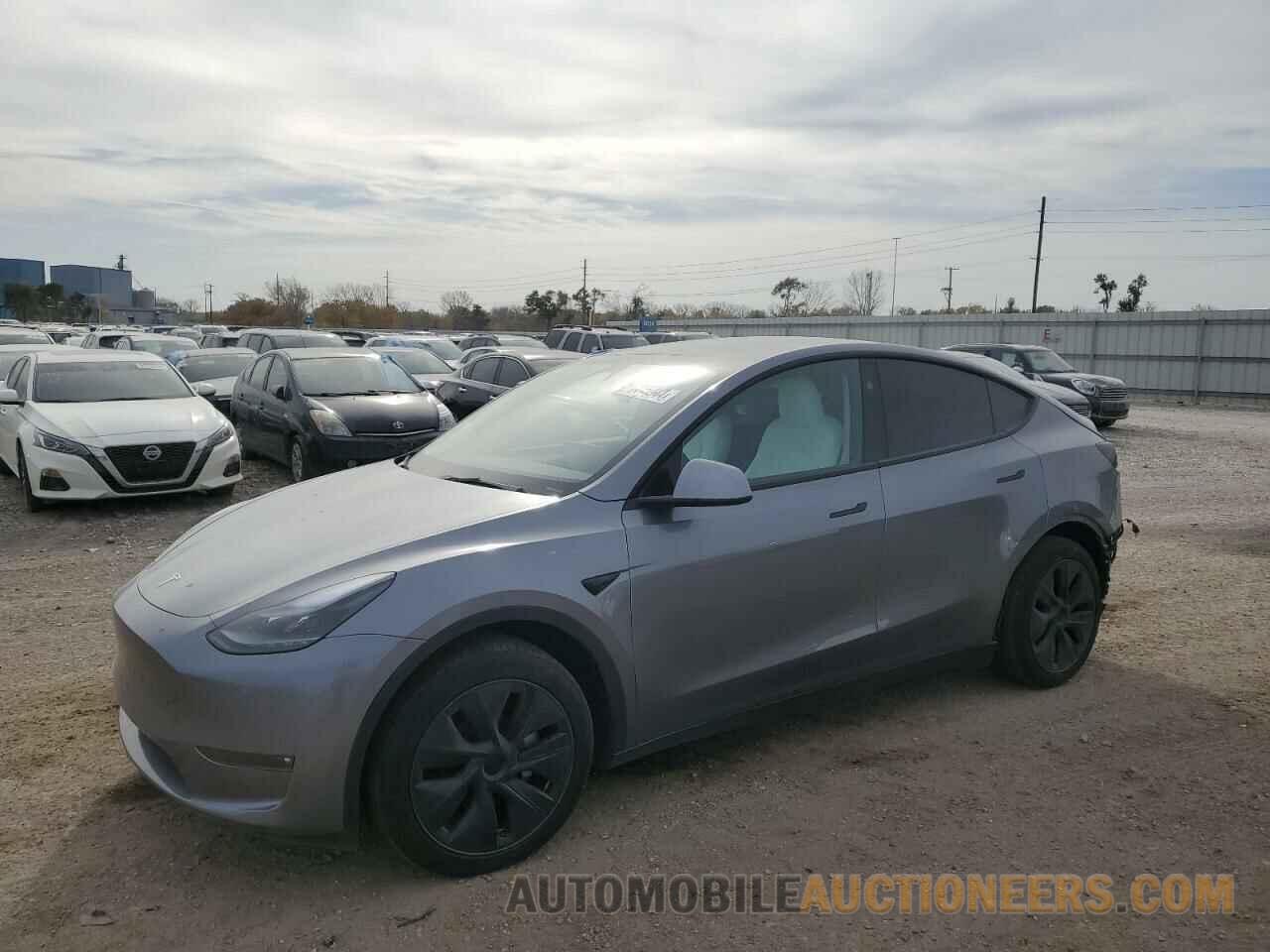 7SAYGAEE0RF168523 TESLA MODEL Y 2024