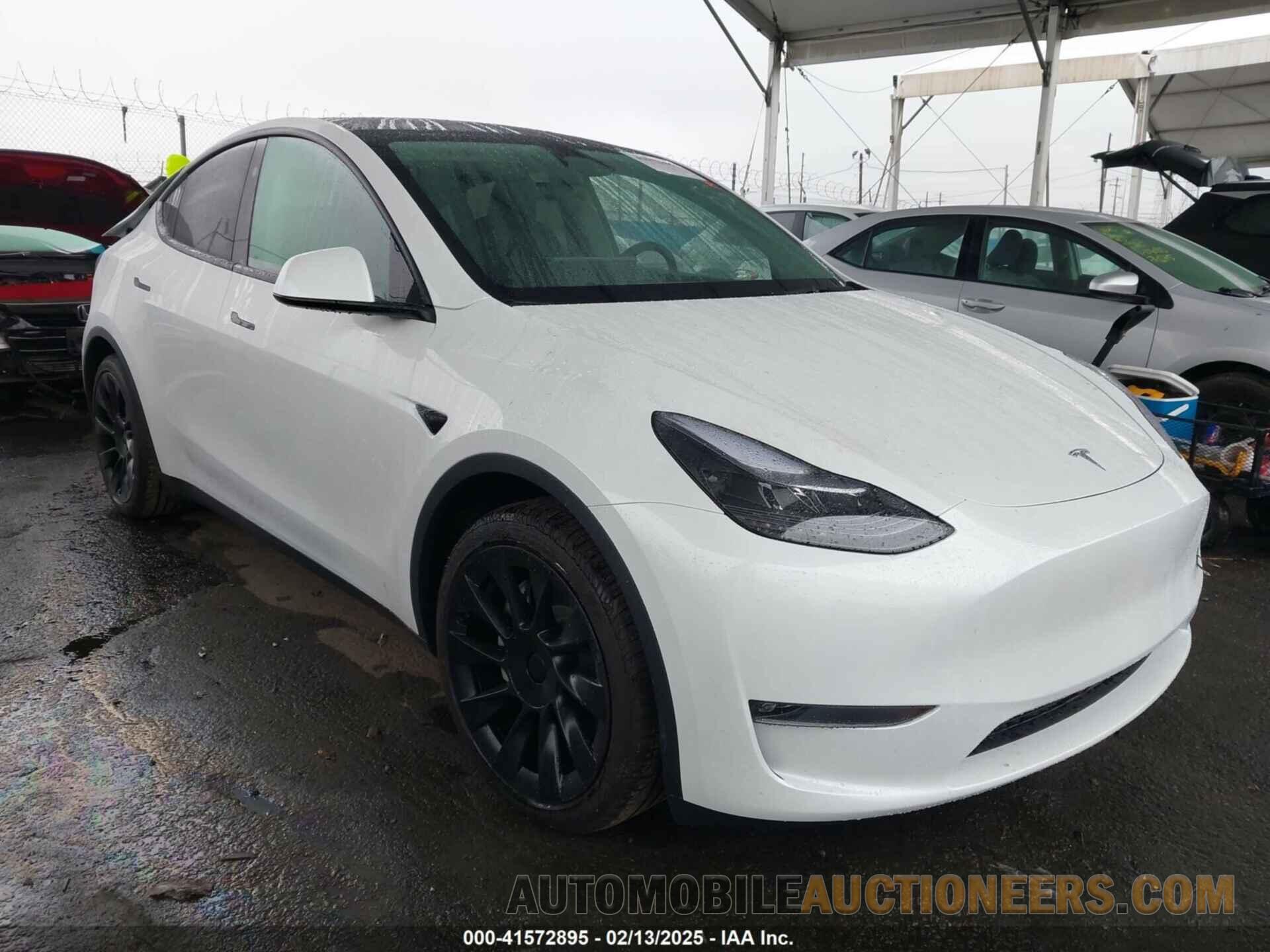 7SAYGAEE0SF266764 TESLA MODEL Y 2025