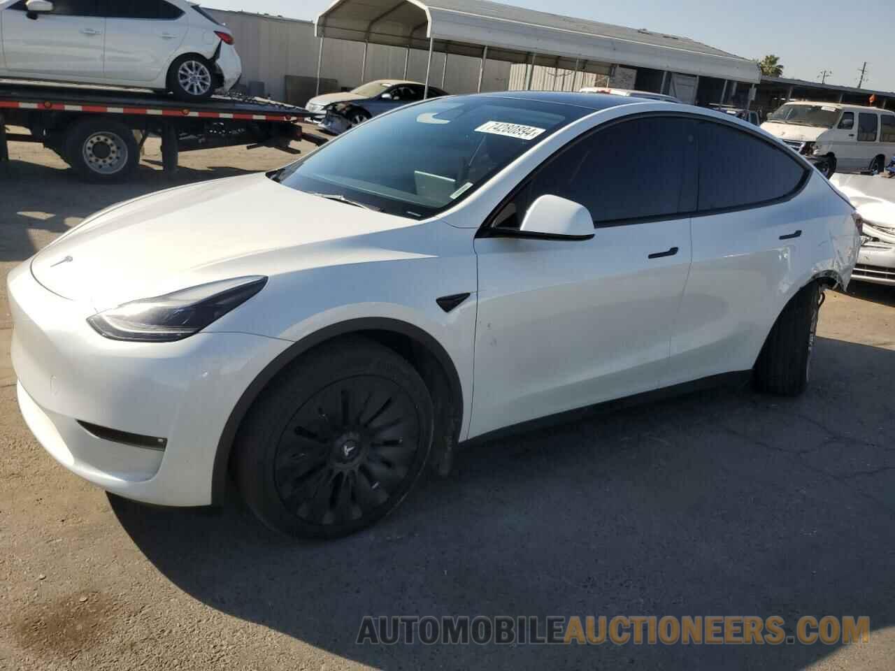 7SAYGAEE1PF780517 TESLA MODEL Y 2023