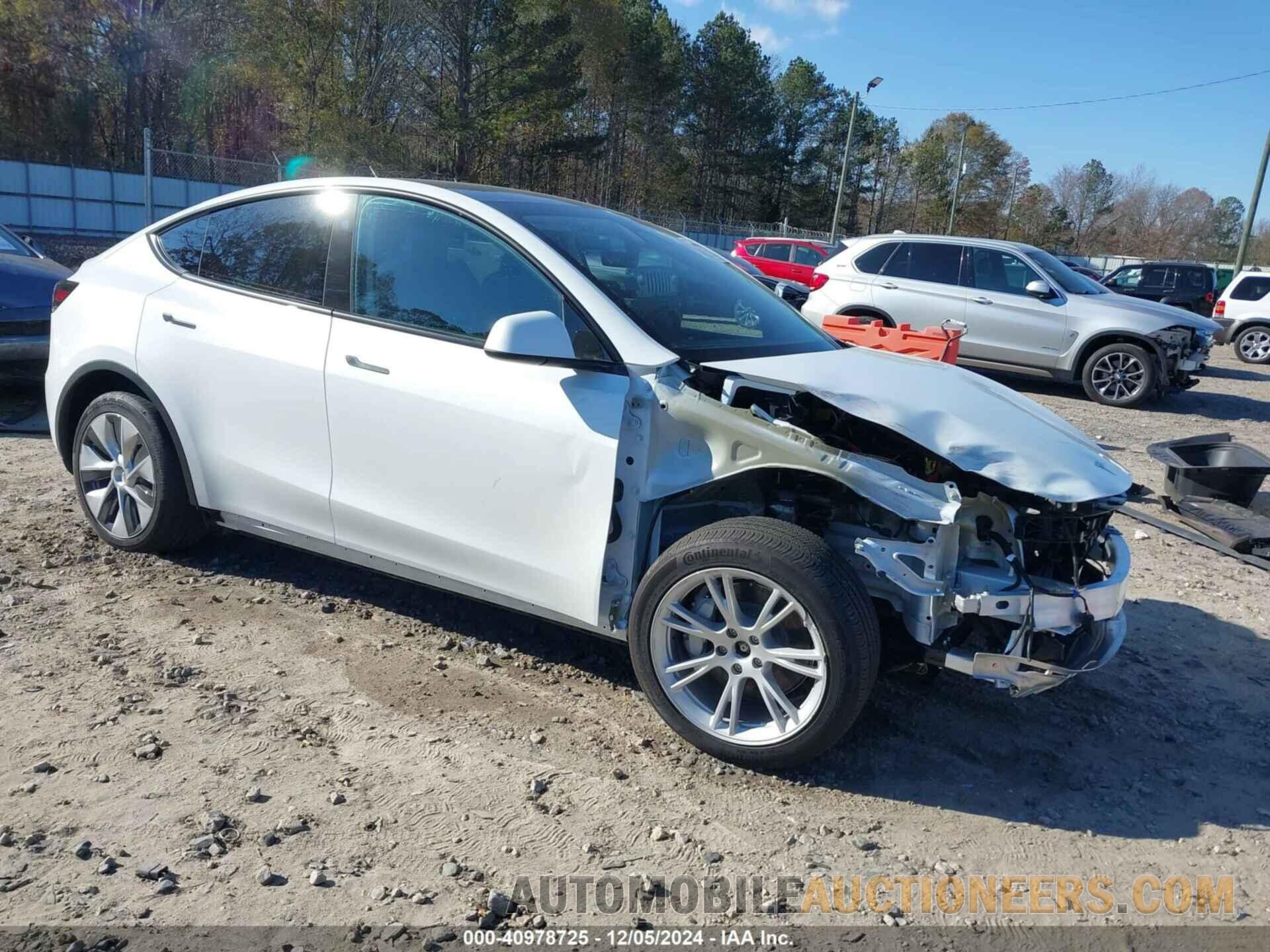 7SAYGAEE1PF828338 TESLA MODEL Y 2023