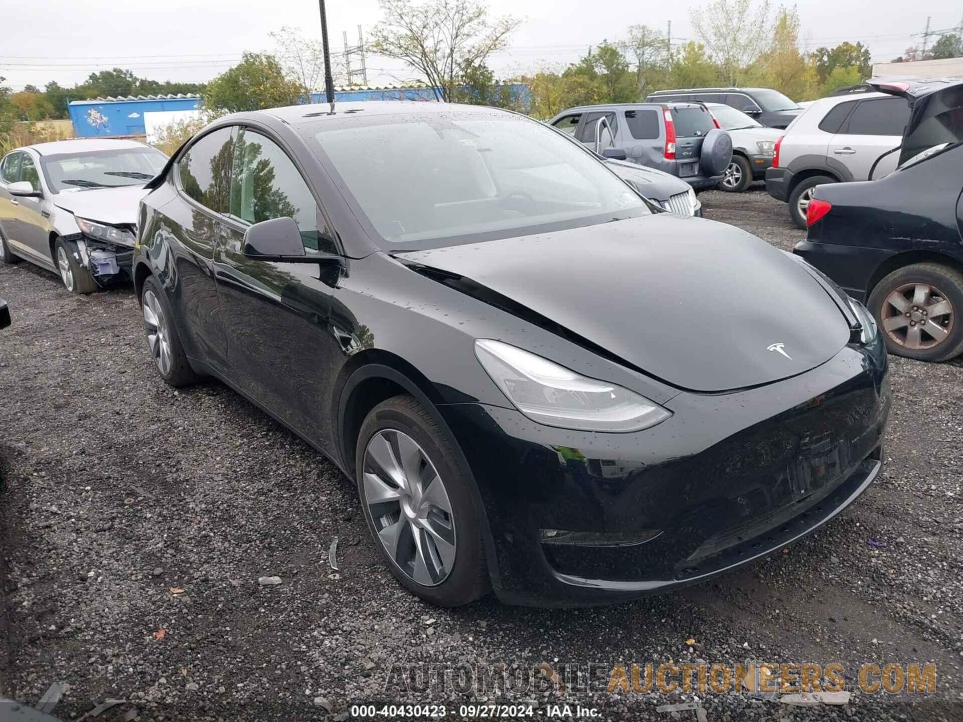 7SAYGAEE1PF923367 TESLA MODEL Y 2023