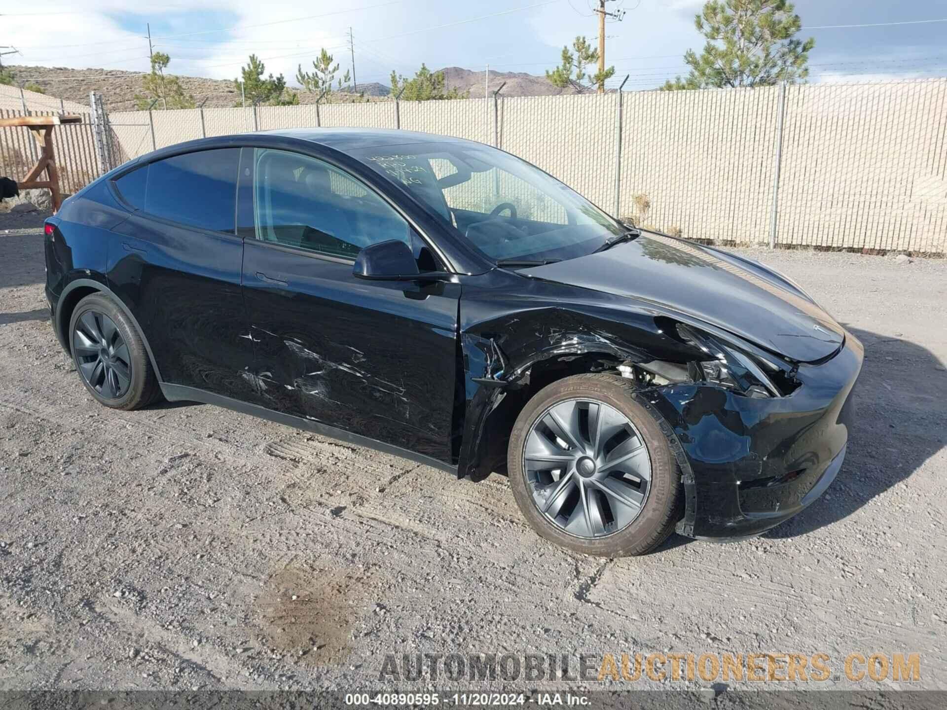 7SAYGAEE1RF113790 TESLA MODEL Y 2024