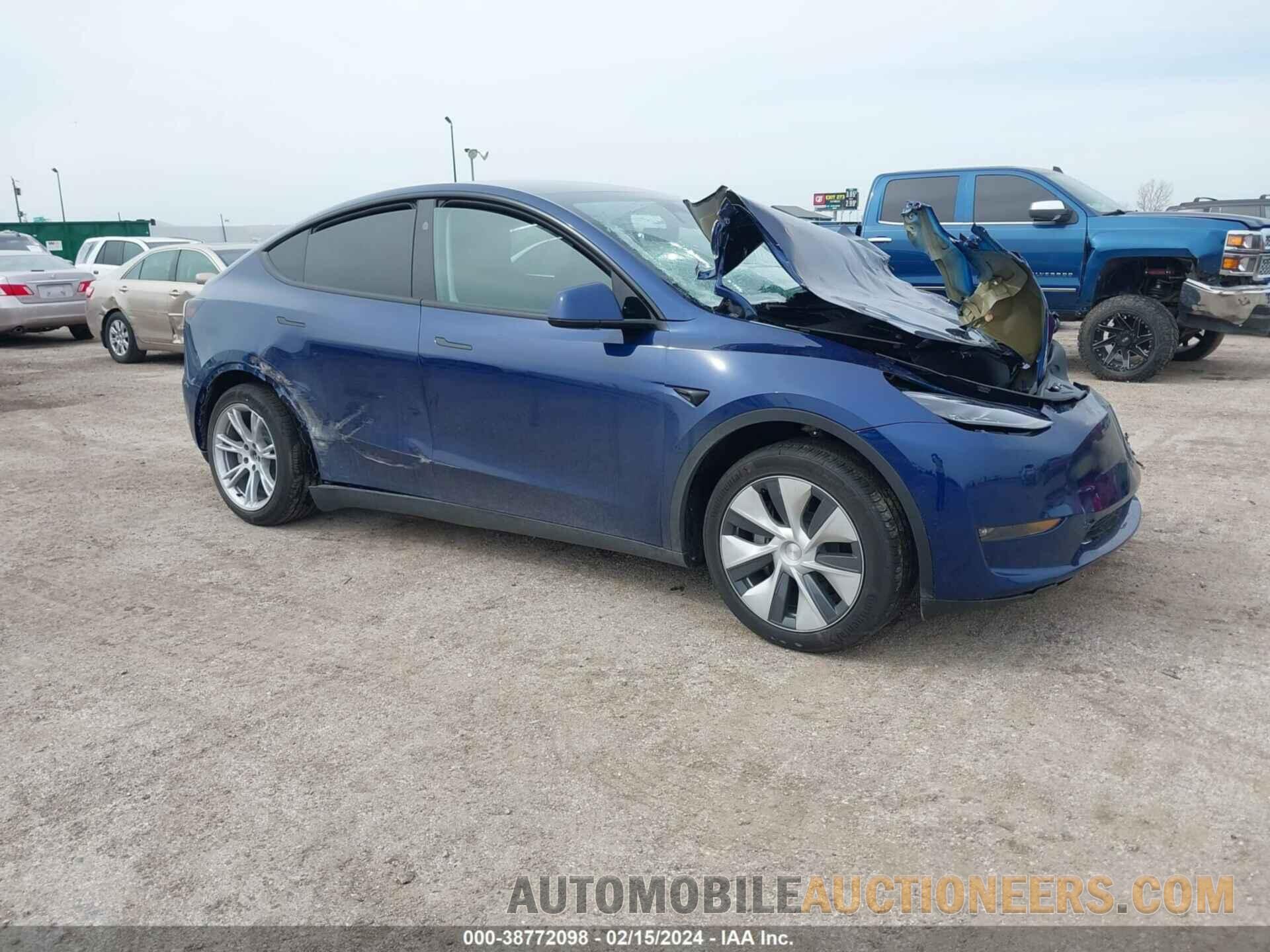 7SAYGAEE1RF981921 TESLA MODEL Y 2024