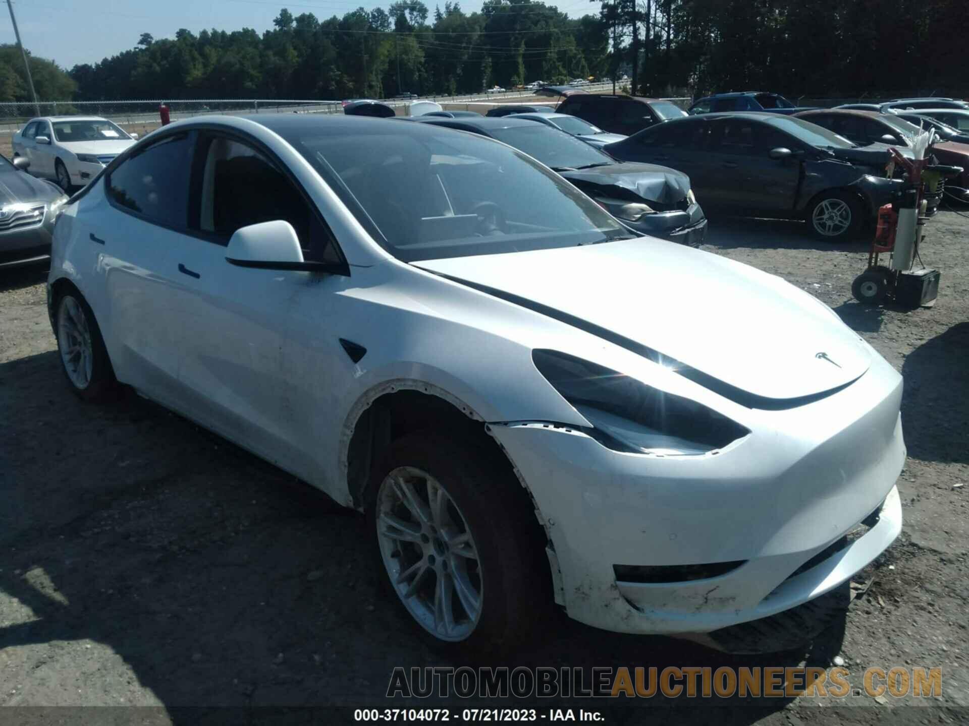 7SAYGAEE2NF338049 TESLA MODEL Y 2022