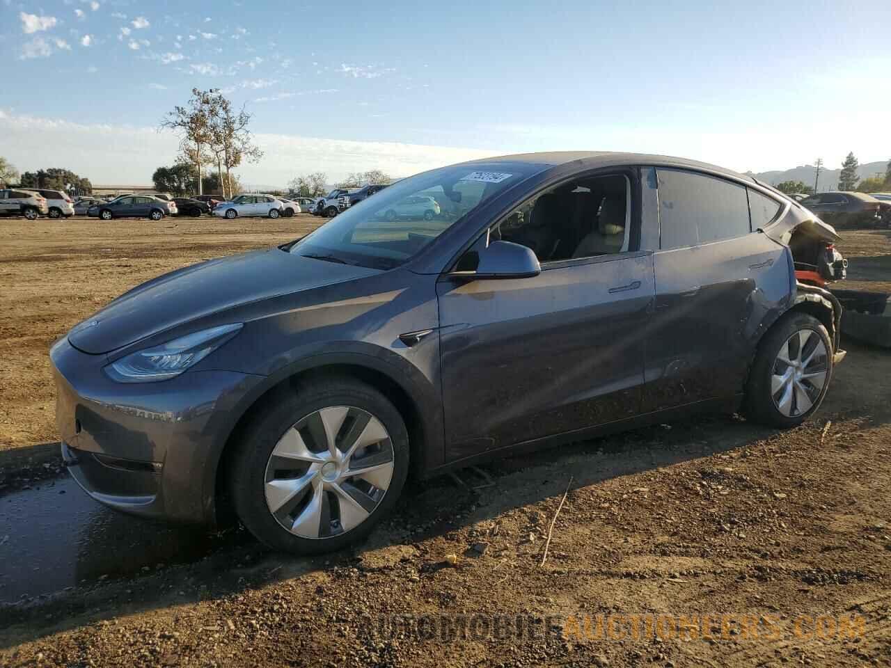 7SAYGAEE2NF364179 TESLA MODEL Y 2022