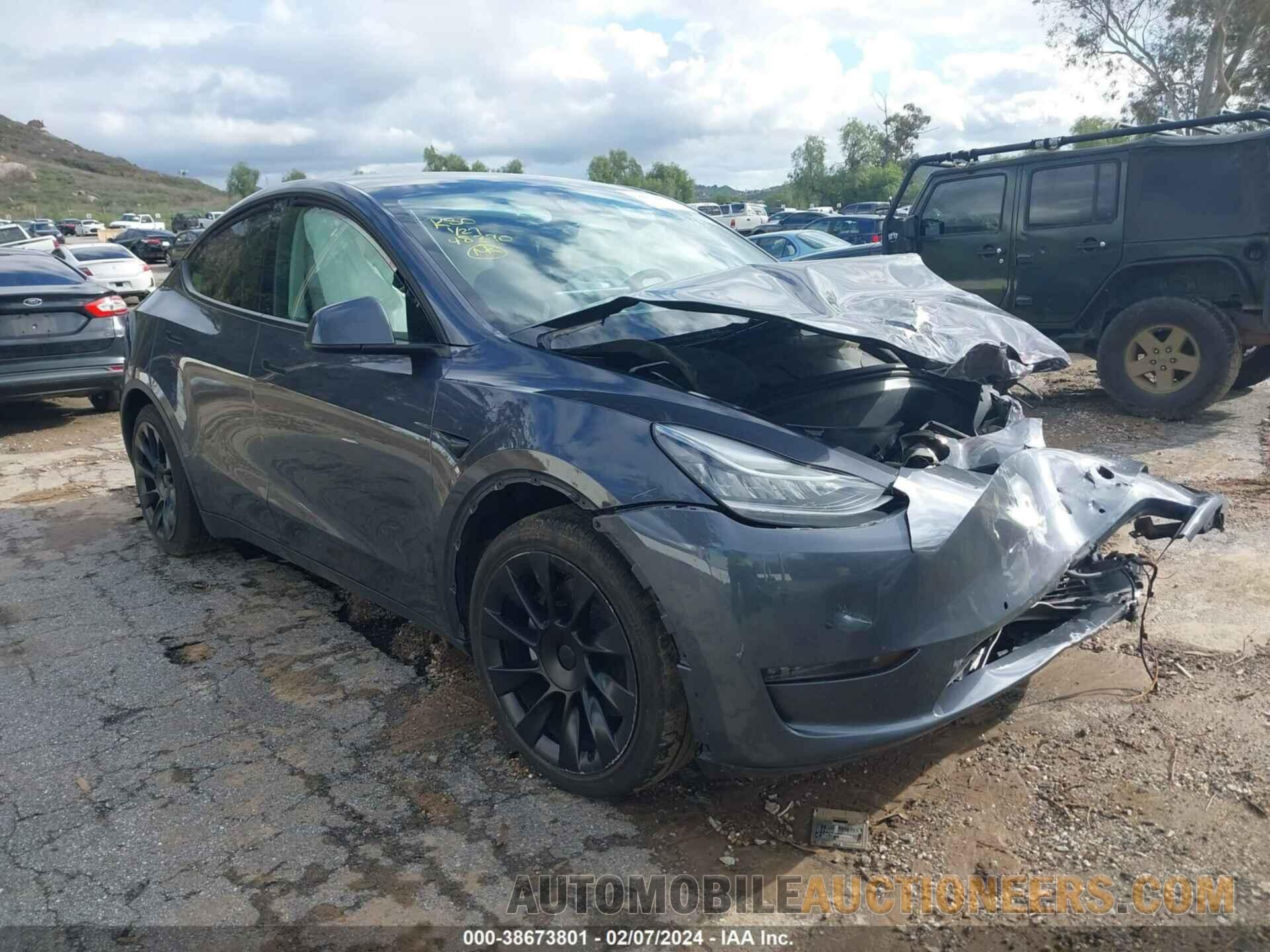 7SAYGAEE2NF432061 TESLA MODEL Y 2022