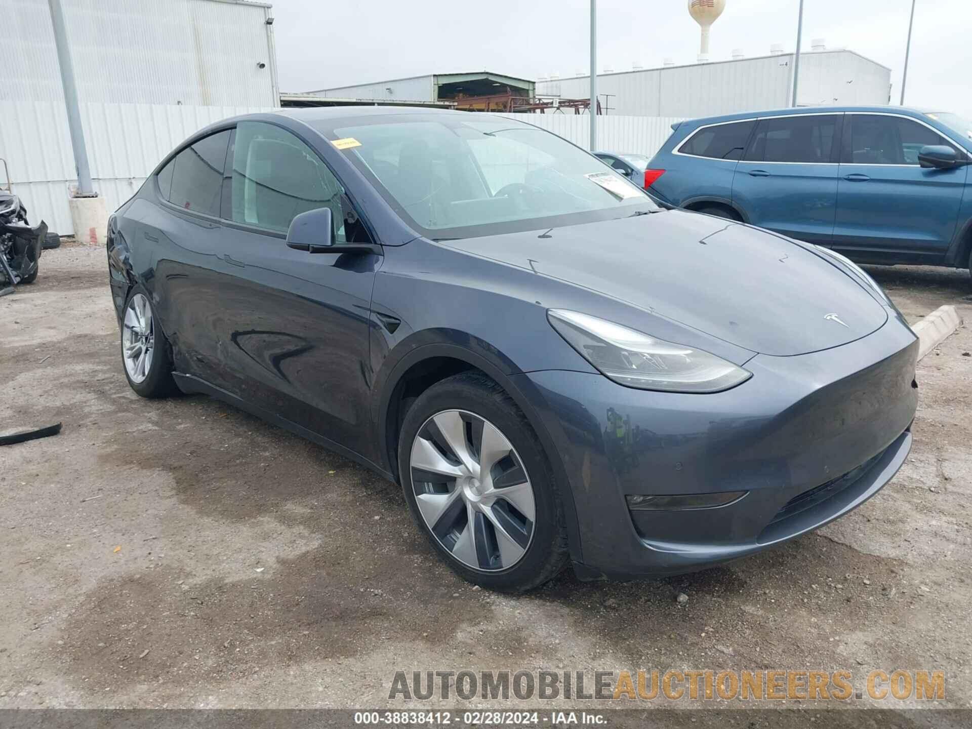 7SAYGAEE2NF545749 TESLA MODEL Y 2022