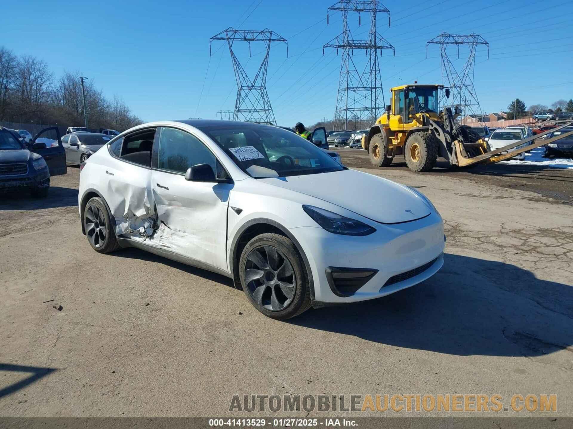 7SAYGAEE2NF550692 TESLA MODEL Y 2022