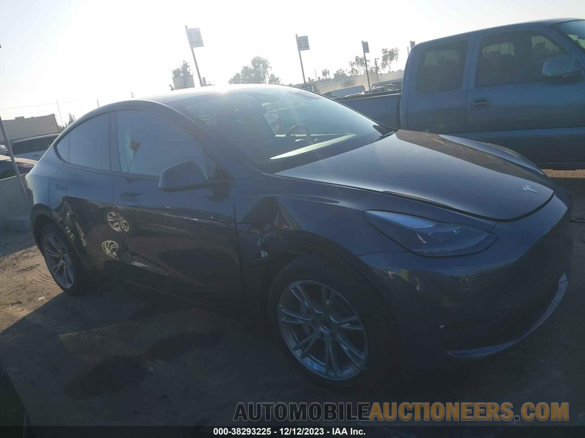 7SAYGAEE2NF561207 TESLA MODEL Y 2022