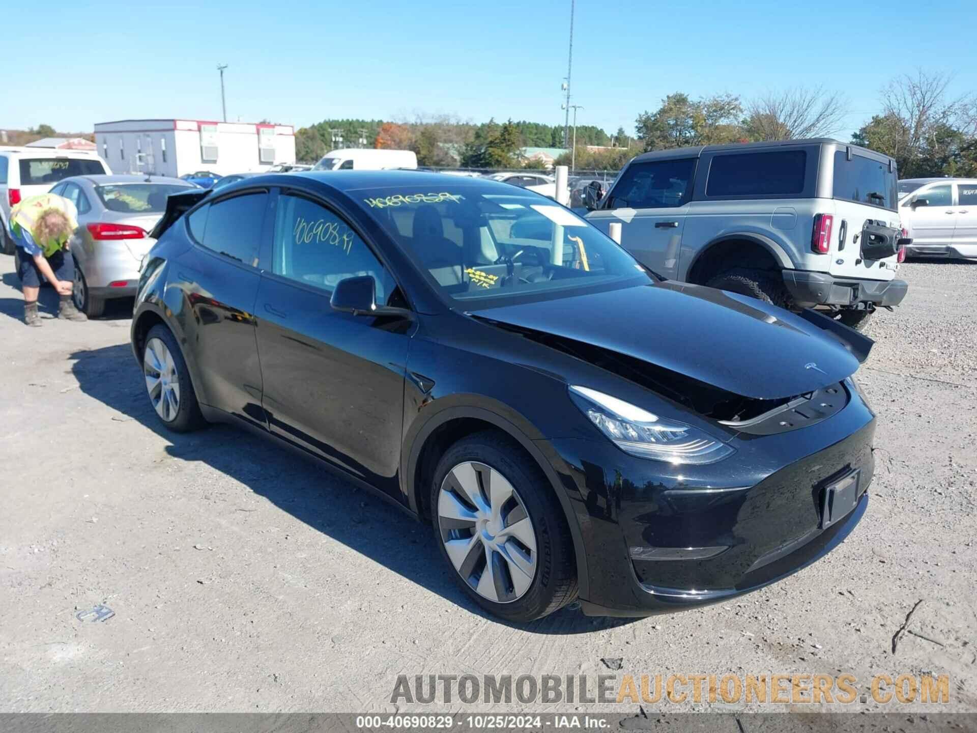 7SAYGAEE2PF612921 TESLA MODEL Y 2023