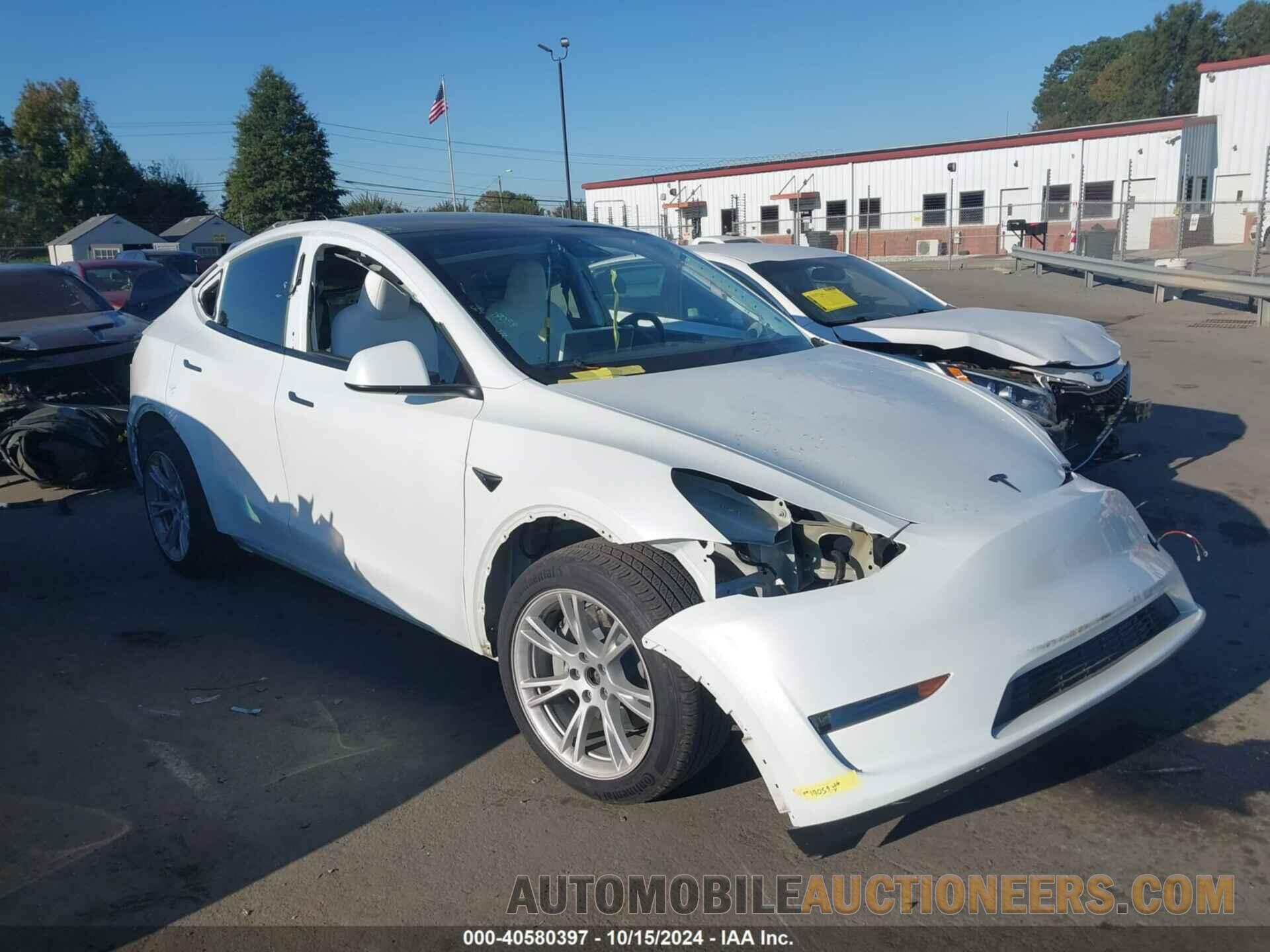 7SAYGAEE2PF688882 TESLA MODEL Y 2023