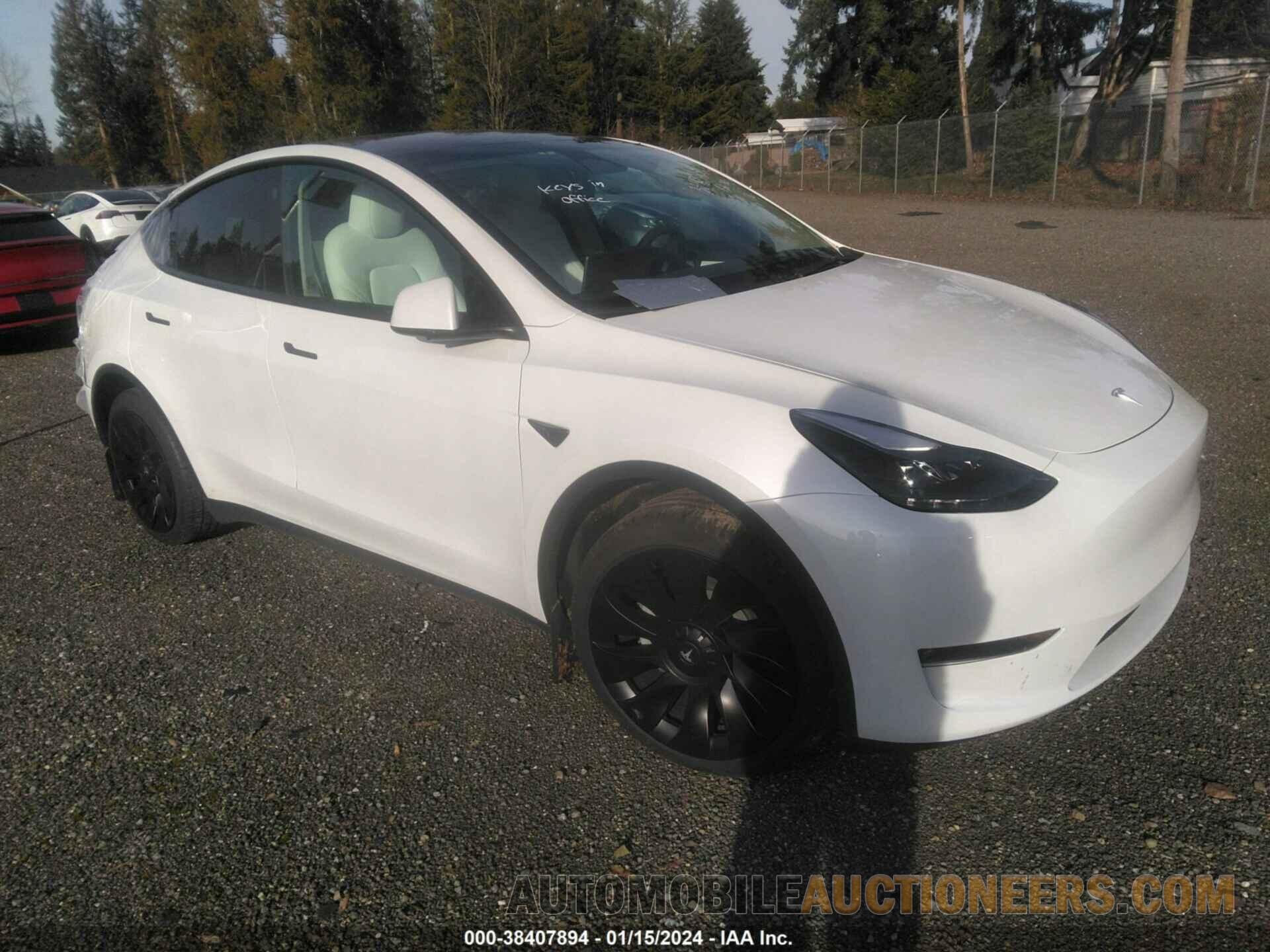 7SAYGAEE2PF709875 TESLA MODEL Y 2023