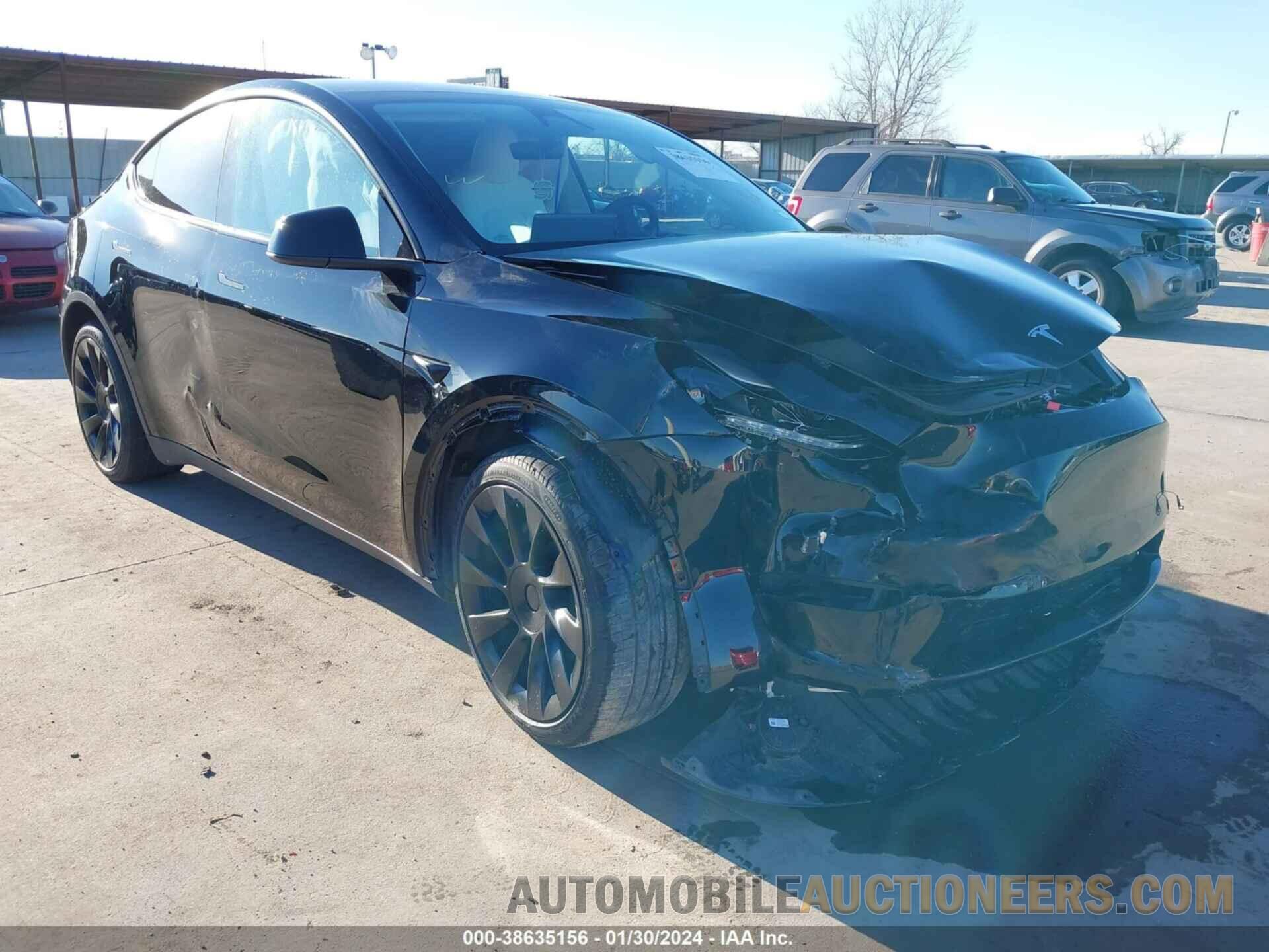 7SAYGAEE2PF852499 TESLA MODEL Y 2023