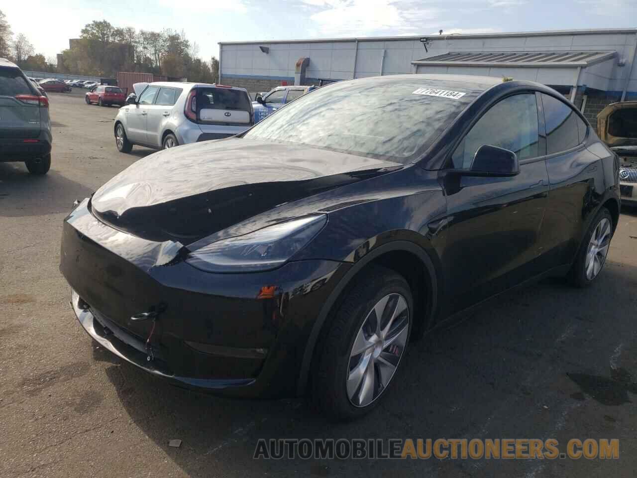 7SAYGAEE2PF919117 TESLA MODEL Y 2023